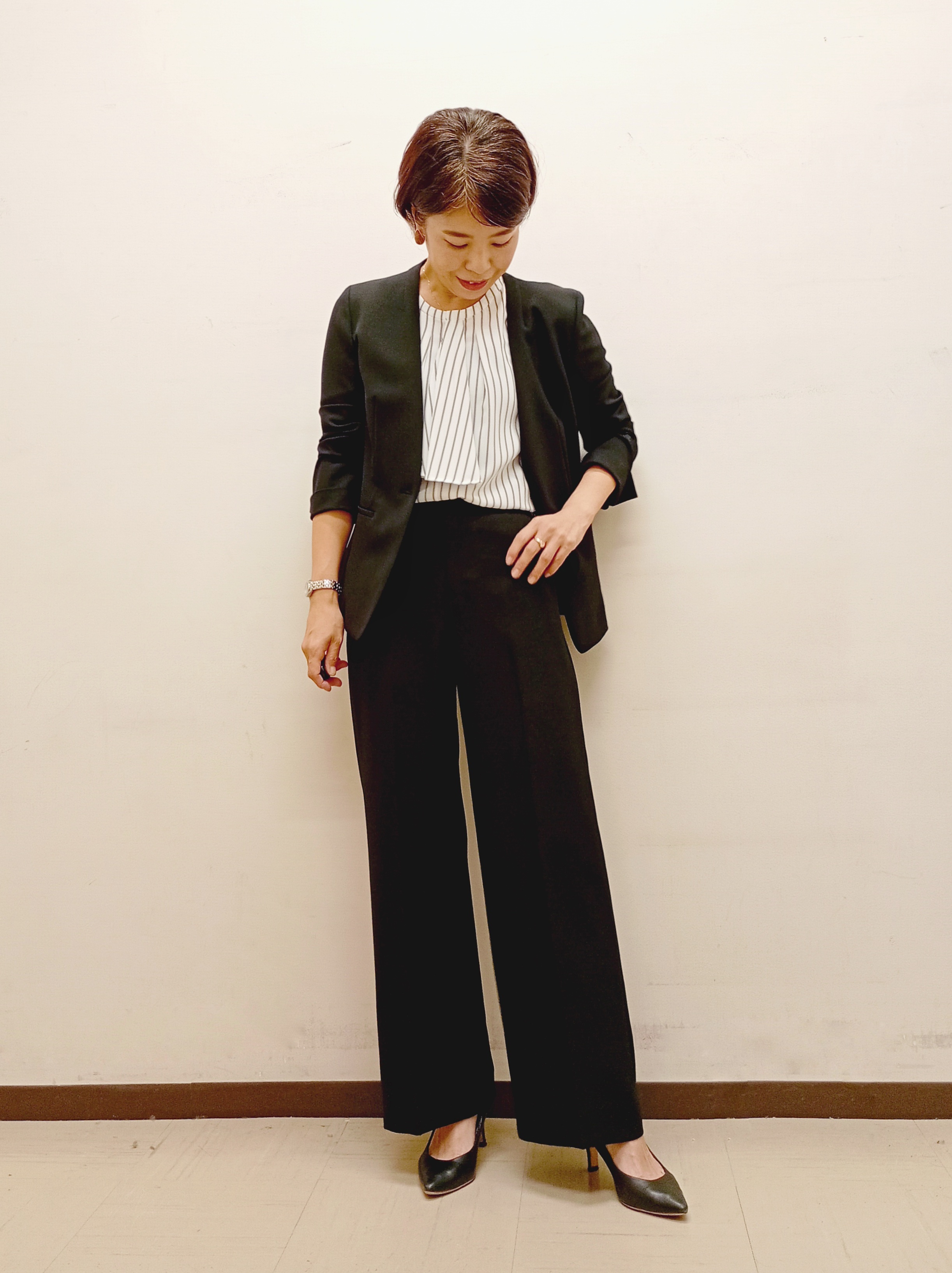 Kさんの「INDIVI｜【定番スーツ／UVケア／洗える】ウール調ノーカラージャケット」を使ったコーディネート