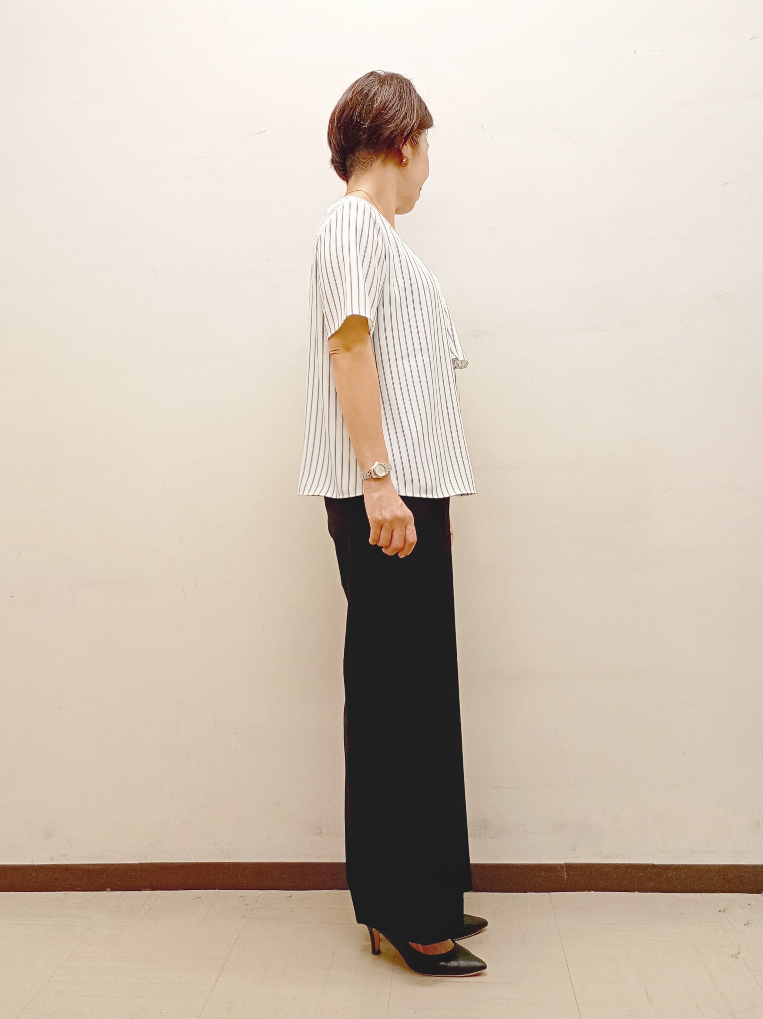 Kさんの「INDIVI｜【定番スーツ／UVケア／洗える】ウール調ノーカラージャケット」を使ったコーディネート