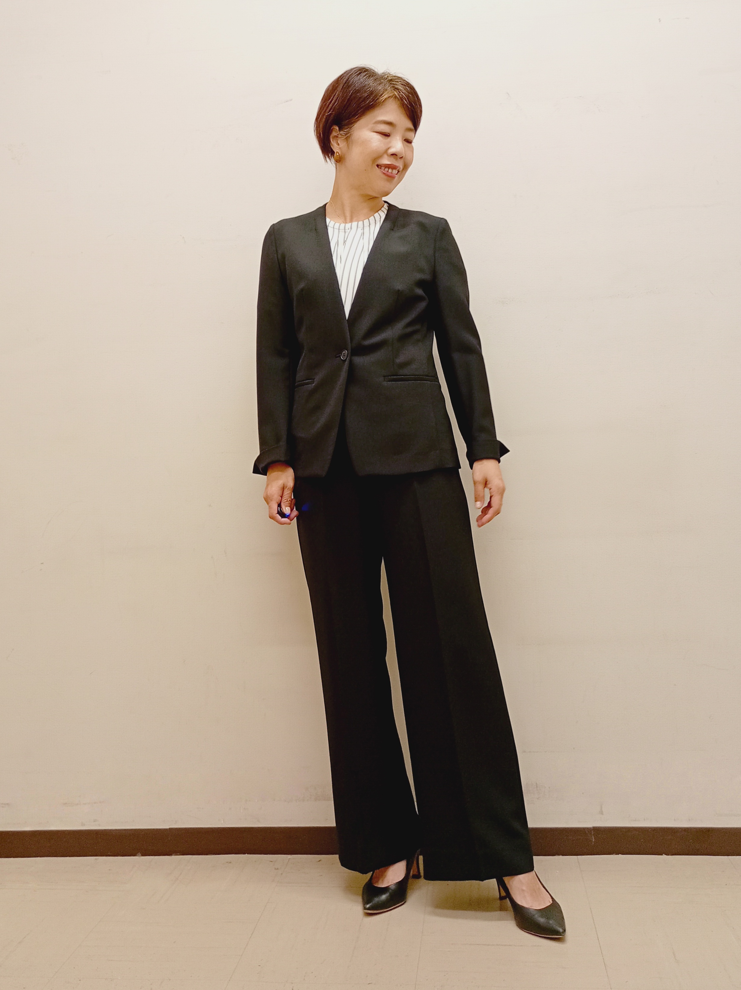 Kさんの「INDIVI｜【定番スーツ／UVケア／洗える】ウール調ノーカラージャケット」を使ったコーディネート