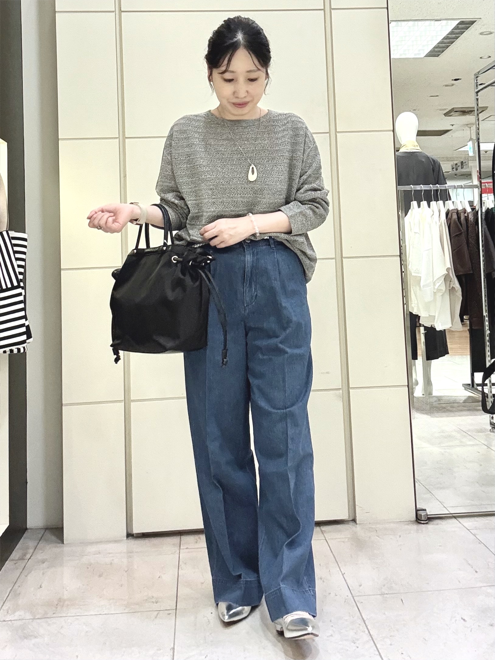 mori.さんの「UNTITLED｜◆メッシュ柄ボーダーニット」を使ったコーディネート