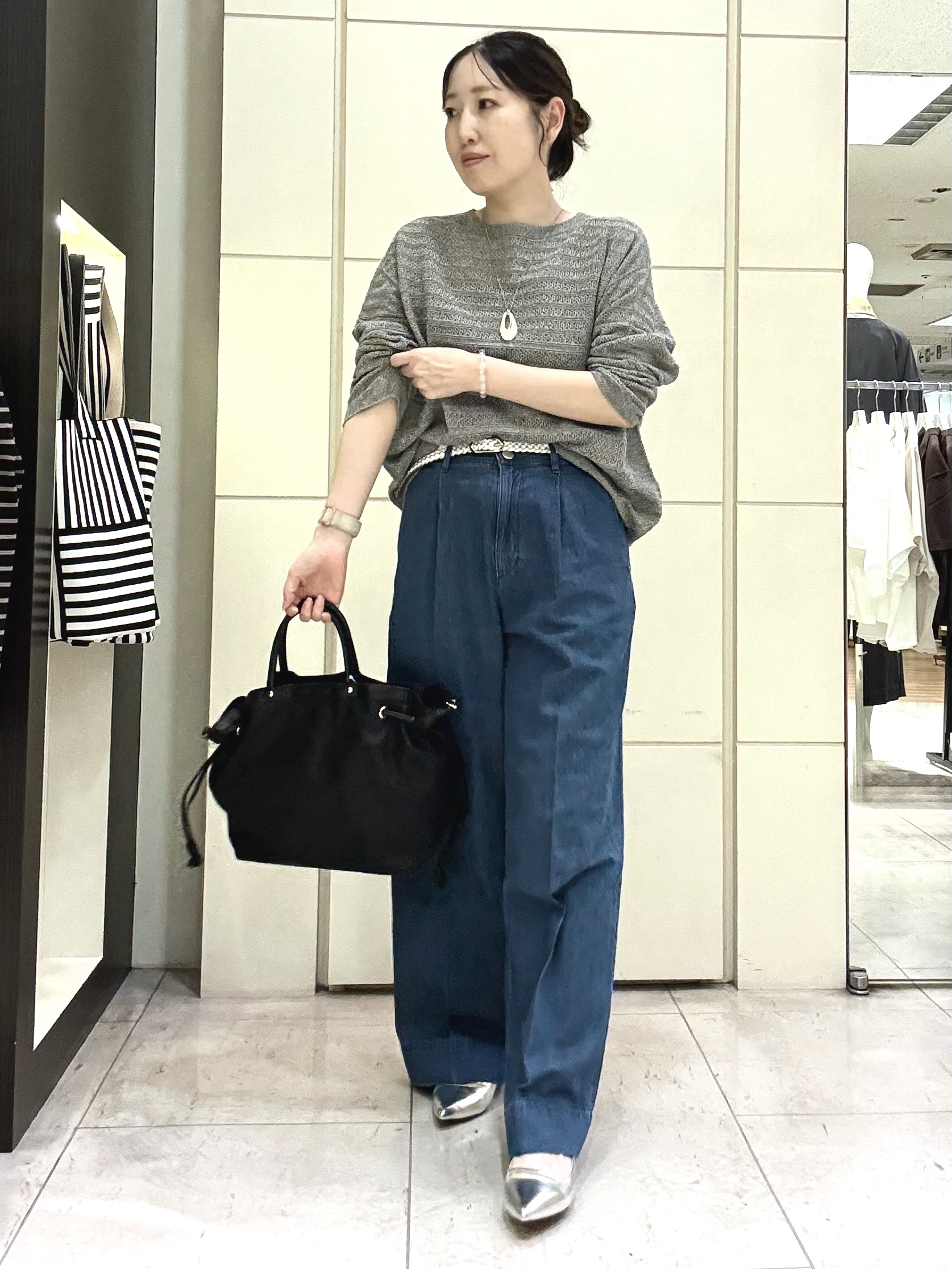 mori.さんの「UNTITLED｜◆メッシュ柄ボーダーニット」を使ったコーディネート