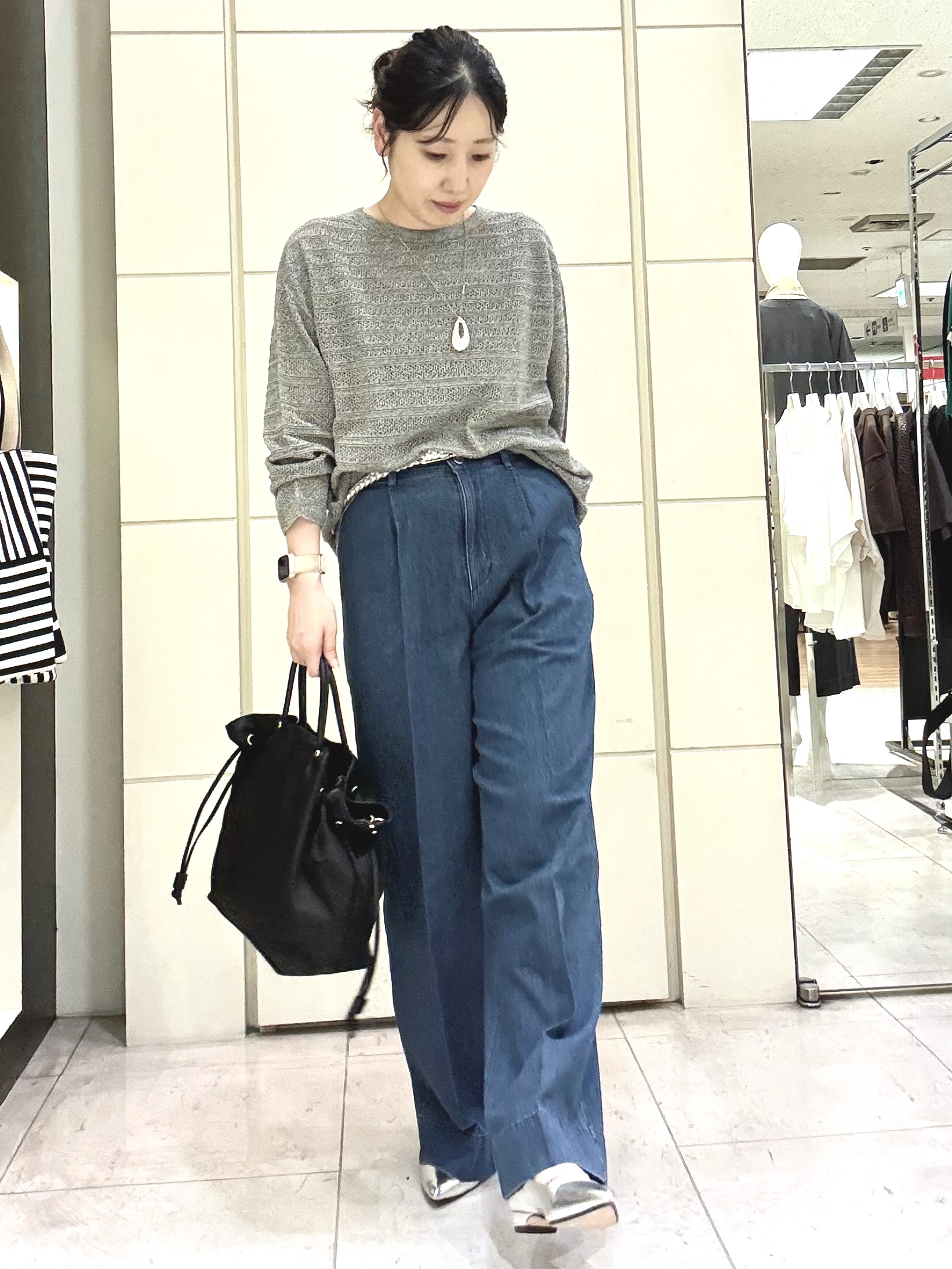 mori.さんの「UNTITLED｜◆メッシュ柄ボーダーニット」を使ったコーディネート