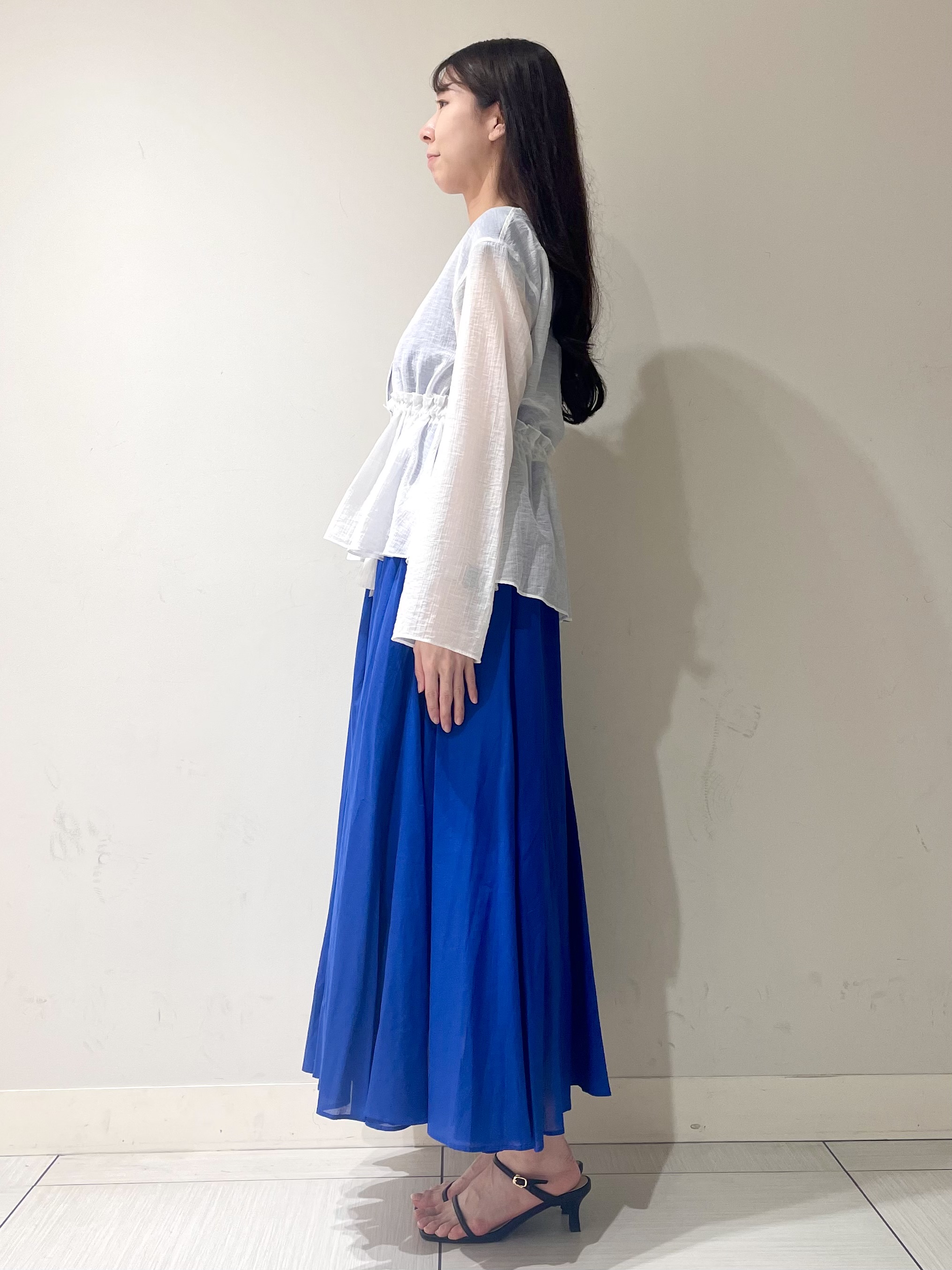 ことさんの「DRESSTERIOR｜シアー カーディガンブラウス」を使ったコーディネート
