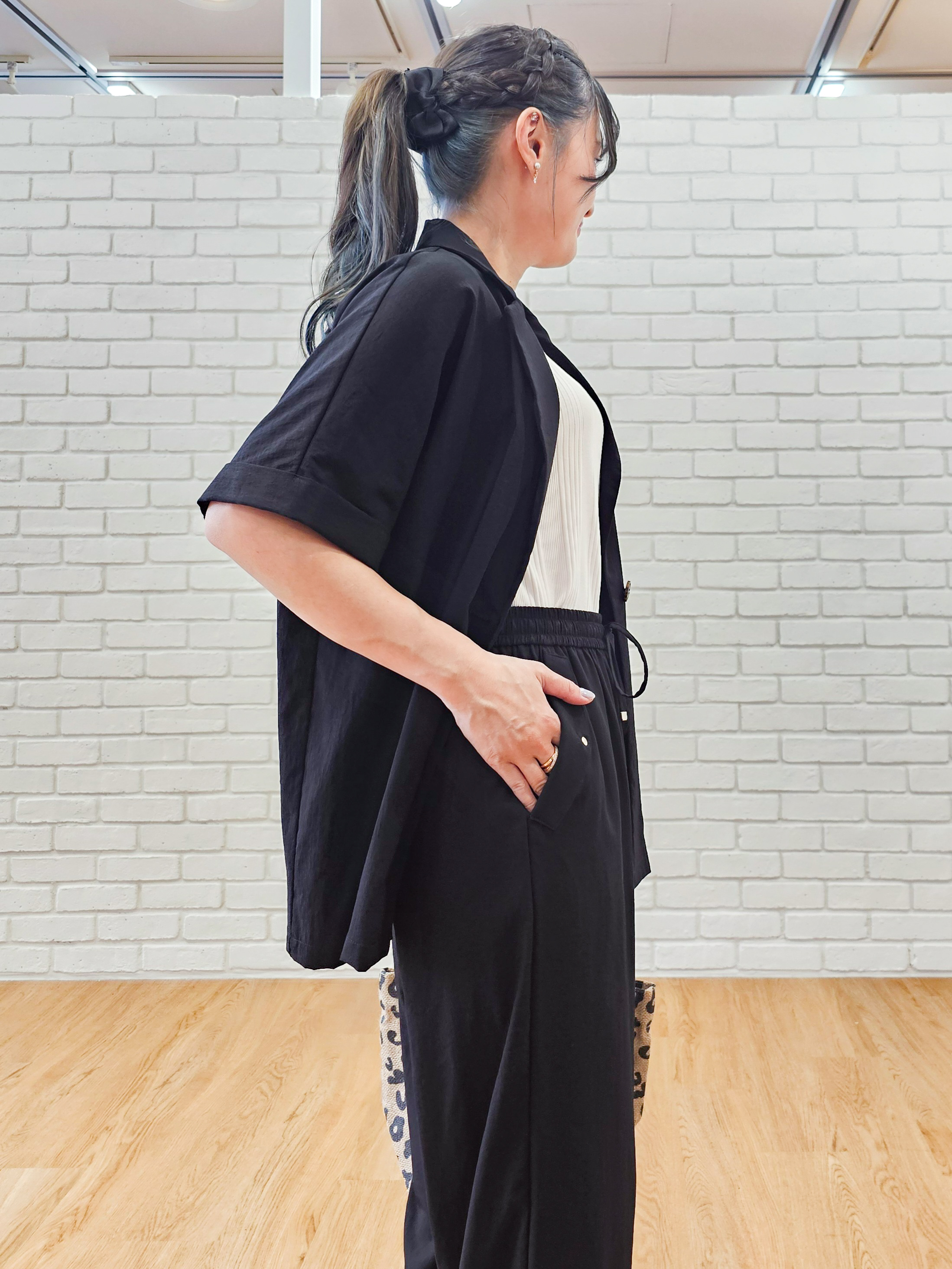 ゆゆさんの「SHOO･LA･RUE｜【高レビュー/洗濯機可/セットアップ可】軽凛(かろりん) 半袖ジャケット」を使ったコーディネート
