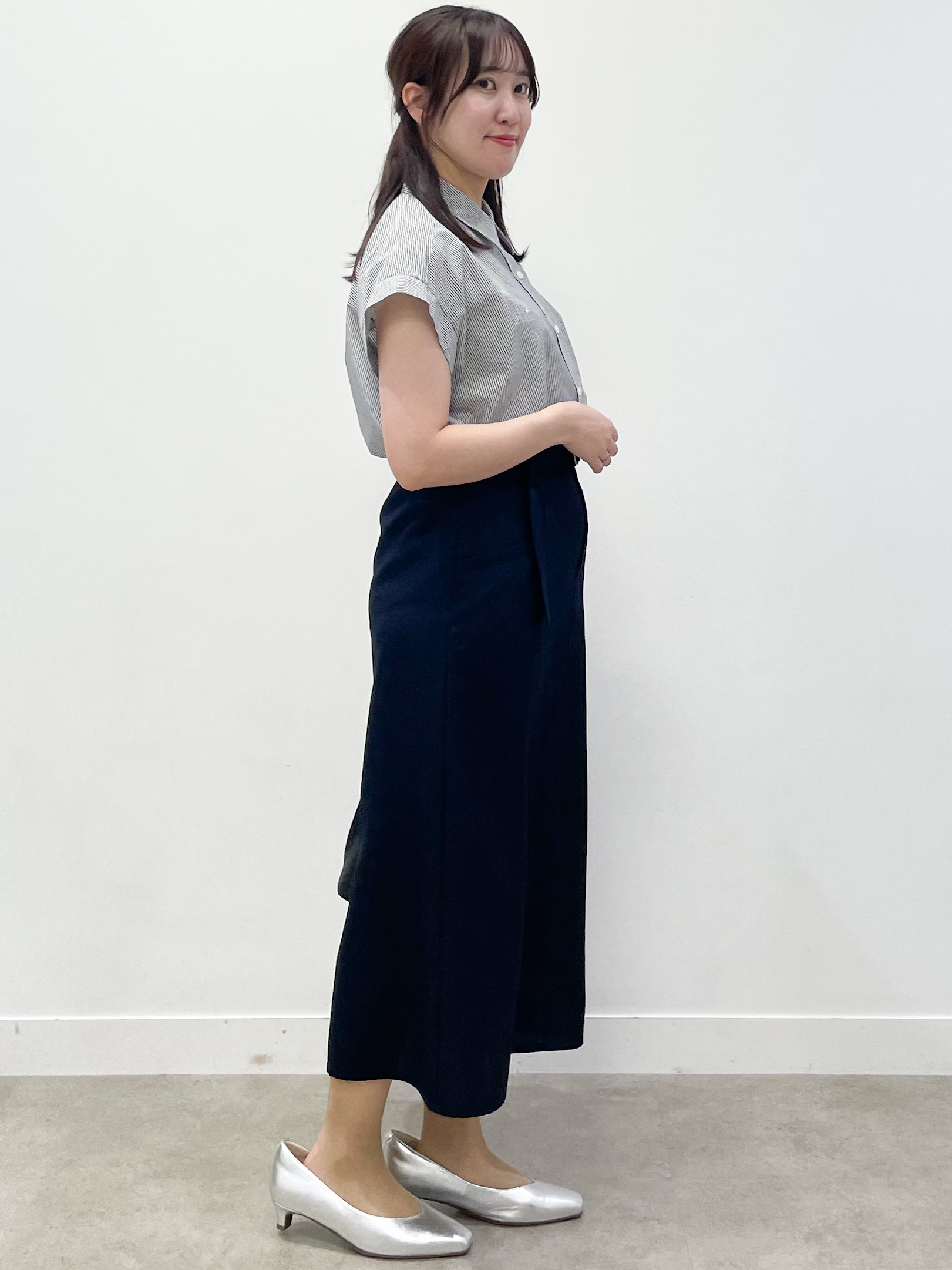yukariさんの「Reflect｜【接触冷感】フレンチスリーブシャツブラウス」を使ったコーディネート