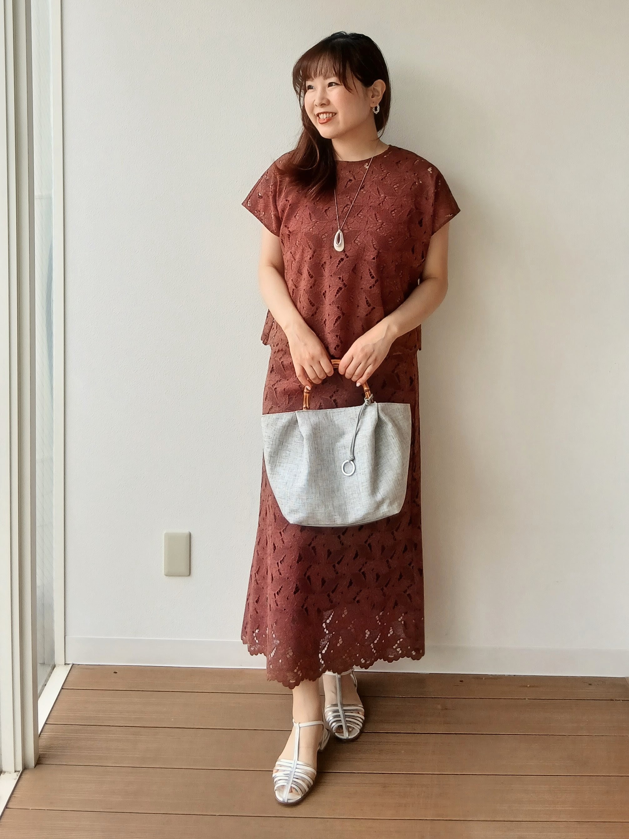なみきさんの「UNTITLED｜【セットアップ可/品のある透け感】リーフレースブラウス」を使ったコーディネート