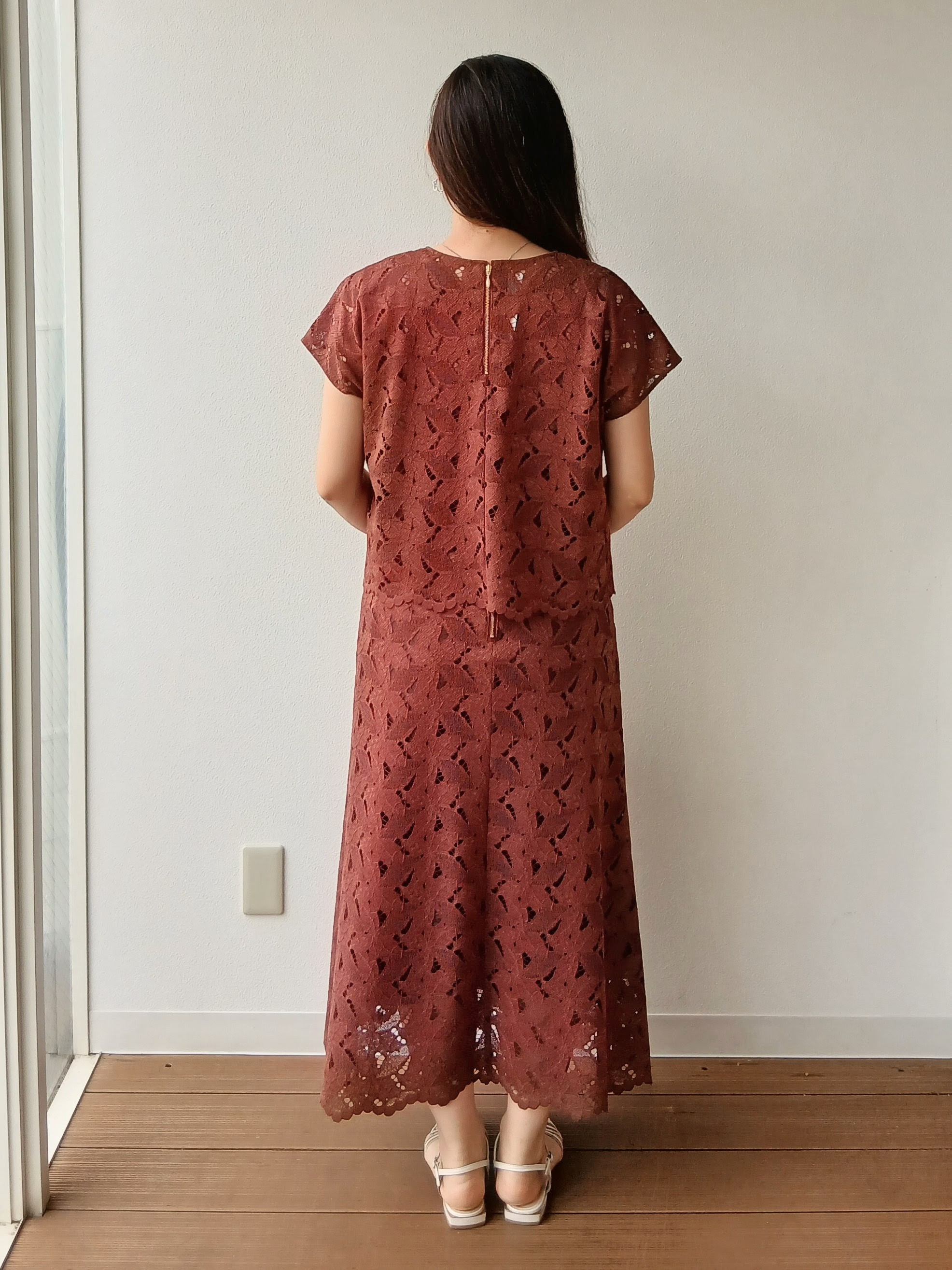なみきさんの「UNTITLED｜【セットアップ可/品のある透け感】リーフレースブラウス」を使ったコーディネート