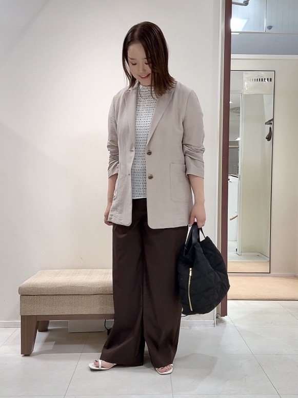 YUIさんの「UNTITLED｜◆【程よいシアー感/洗える】エアリーバイオジャケット」を使ったコーディネート