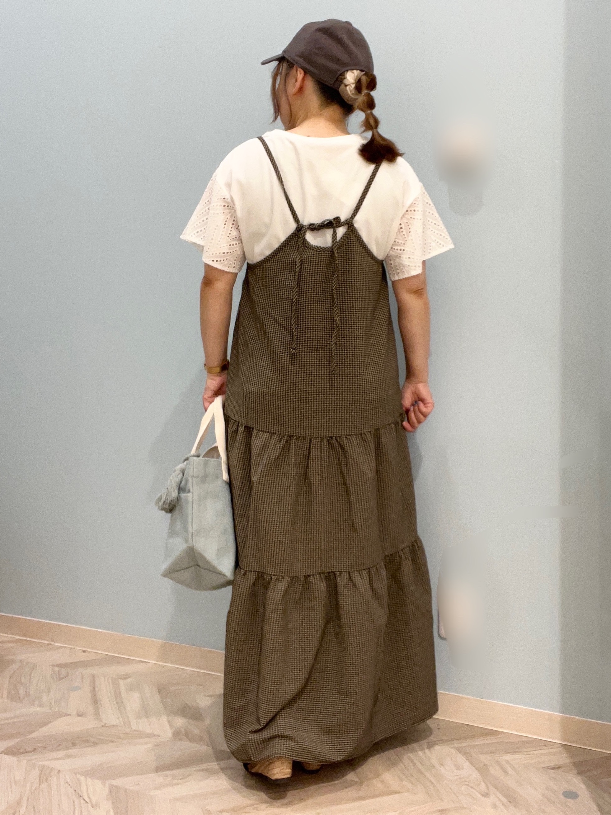 kitaさんの「SHOO･LA･RUE｜【S-LL/洗濯機可/体型カバー】汗じみが気になりにくい お袖レースフレアTシャツ」を使ったコーディネート