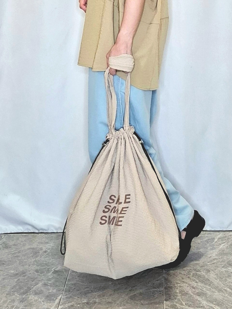 ぬーさんの「SHOO･LA･RUE｜【洗濯機可/セットアップ可】軽凛(かろりん) シンプル上品 切替コクーントップス」を使ったコーディネート