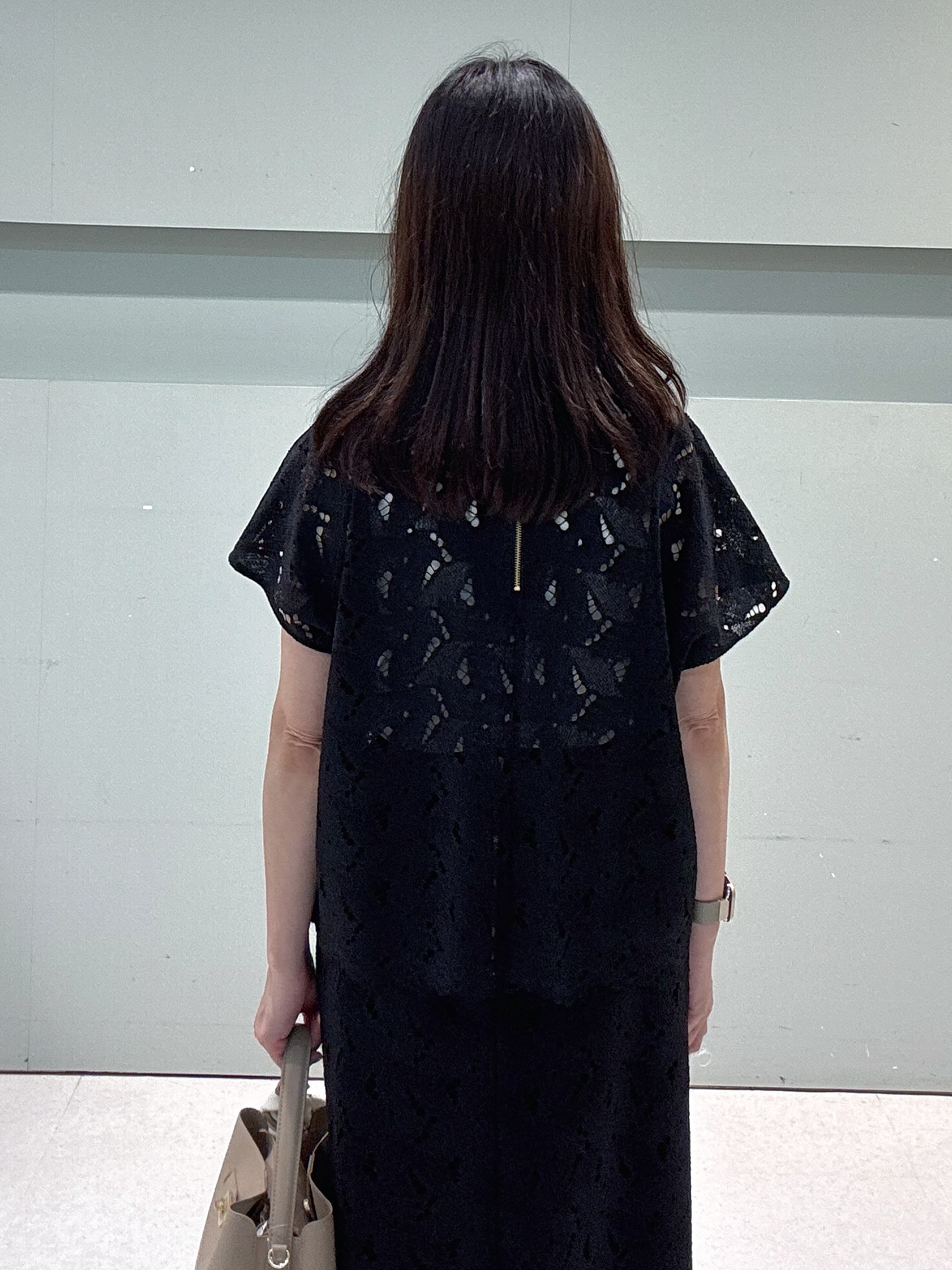 makiさんの「UNTITLED｜【セットアップ可/品のある透け感】リーフレースブラウス」を使ったコーディネート