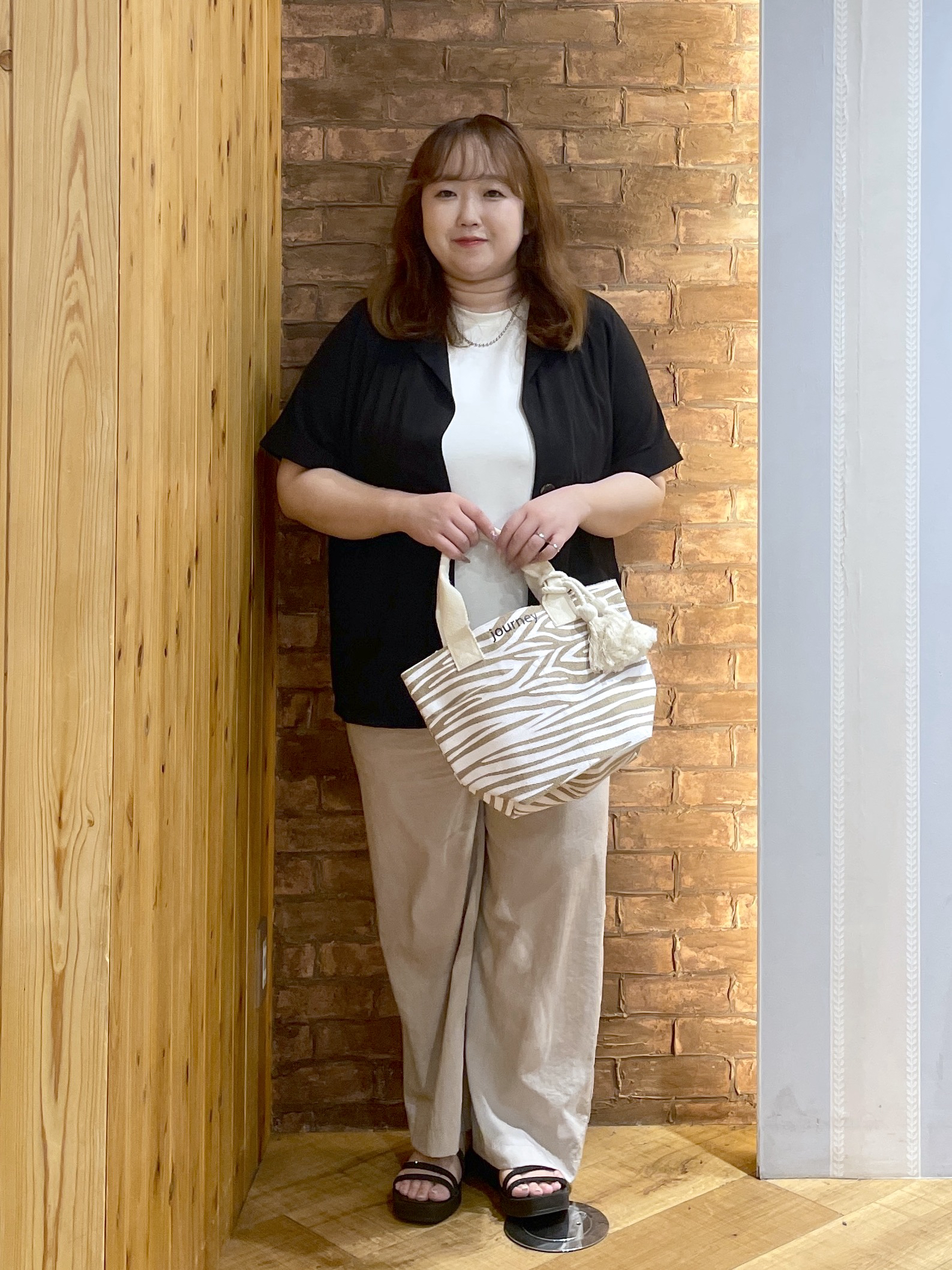 Risaさんの「SHOO･LA･RUE｜【高レビュー/洗濯機可/セットアップ可】軽凛(かろりん) 半袖ジャケット」を使ったコーディネート