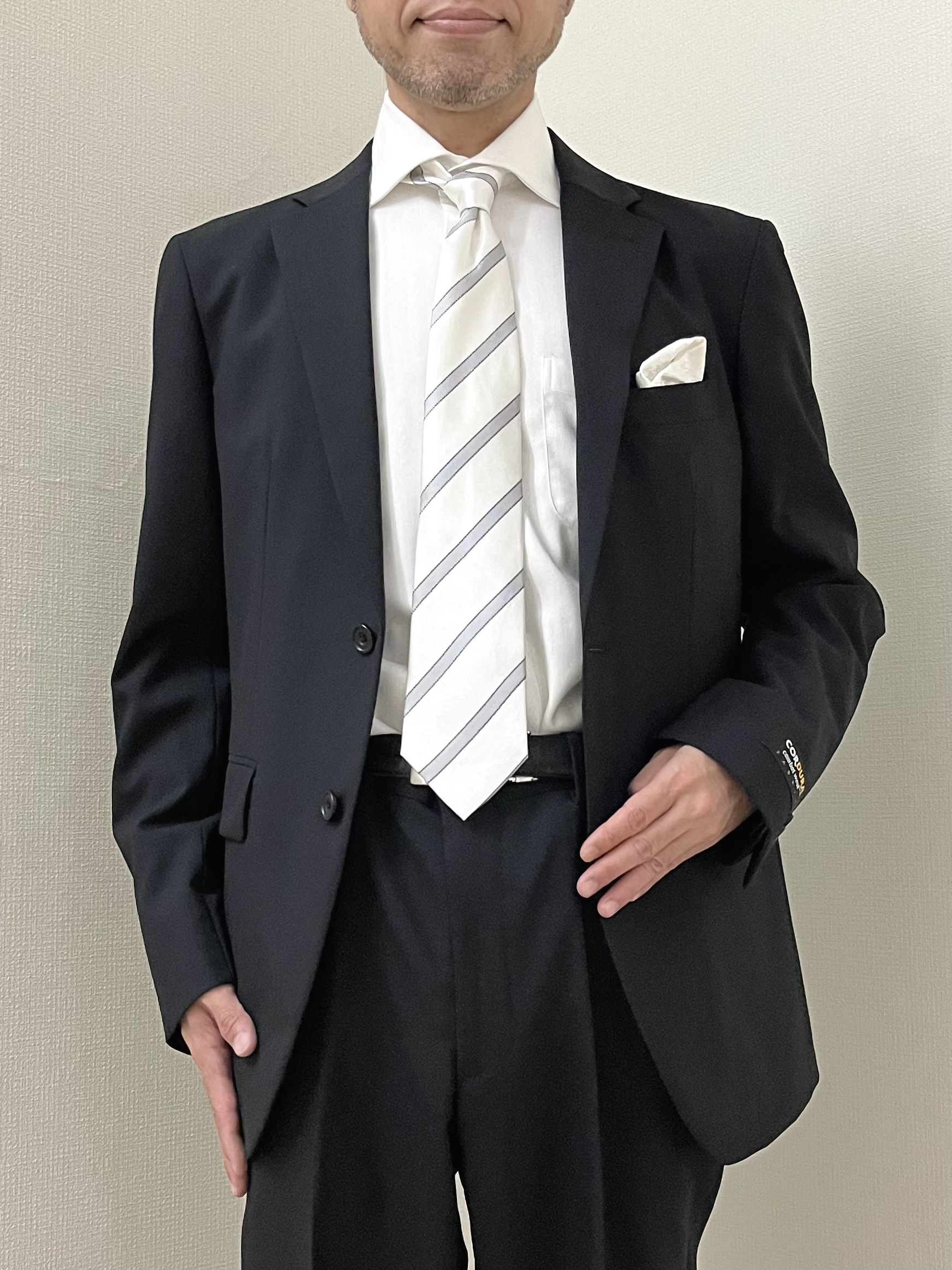 URAさんの「TAKEO KIKUCHI｜【Begin掲載】コーデュラ（R）夏素材ウールトロ　ストレッチスーツ」を使ったコーディネート