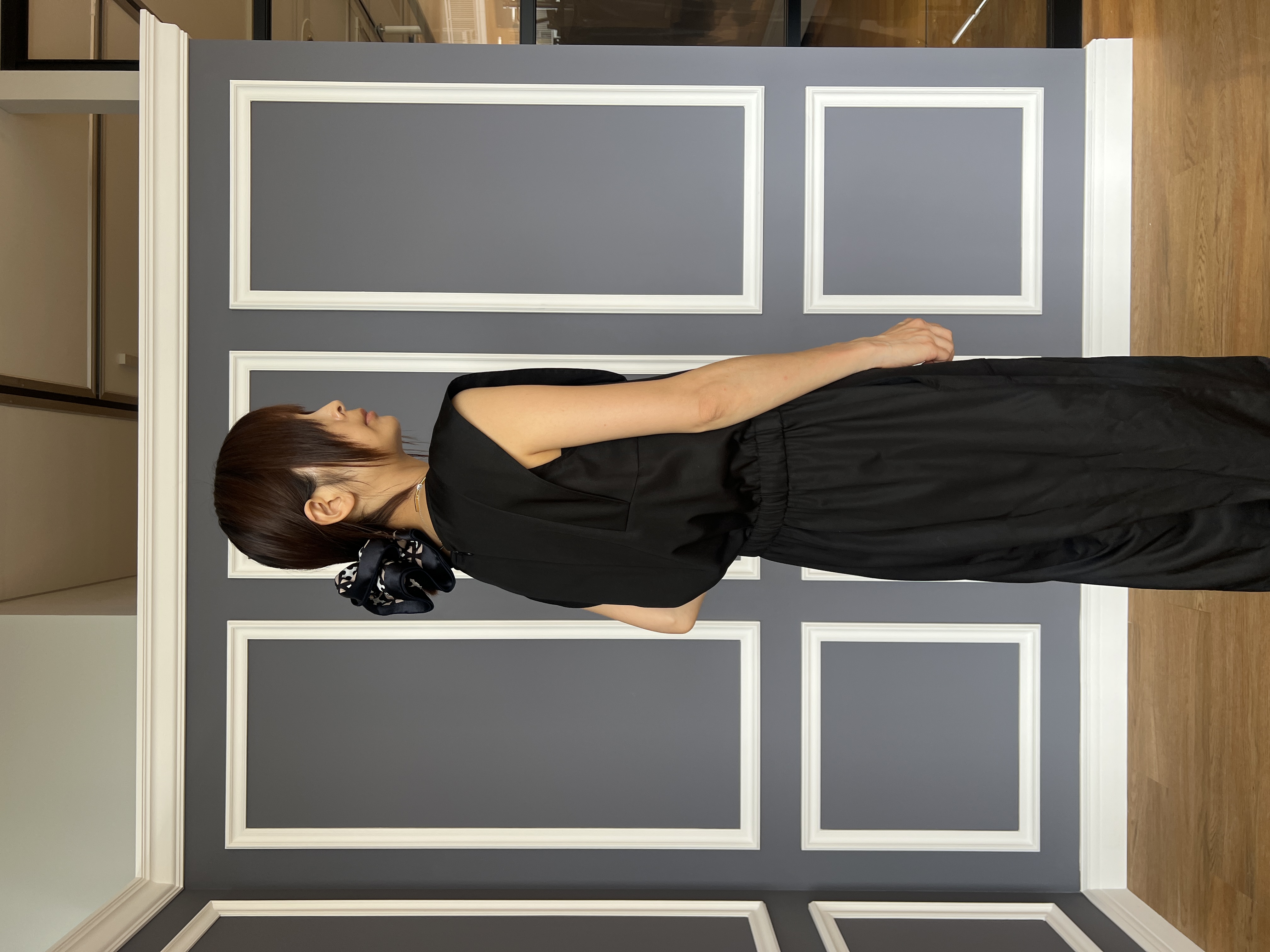 misaさんの「DRESSTERIOR｜◆MILOS（ミロス）チェーン付きバニティバッグ」を使ったコーディネート