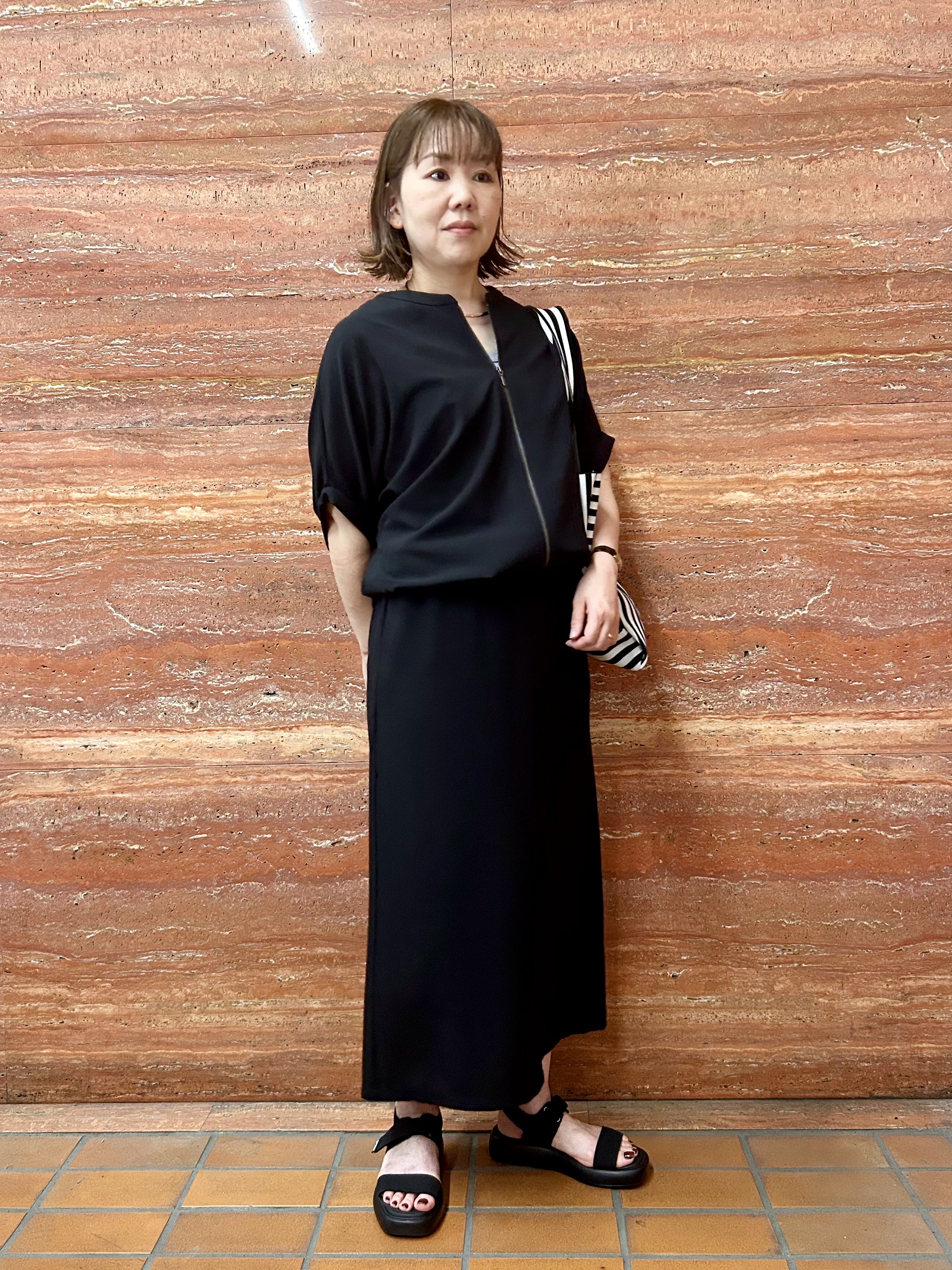 mariさんの「INDIVI｜【秋羽織り/着る日傘】ドルマンフォルムブルゾン」を使ったコーディネート
