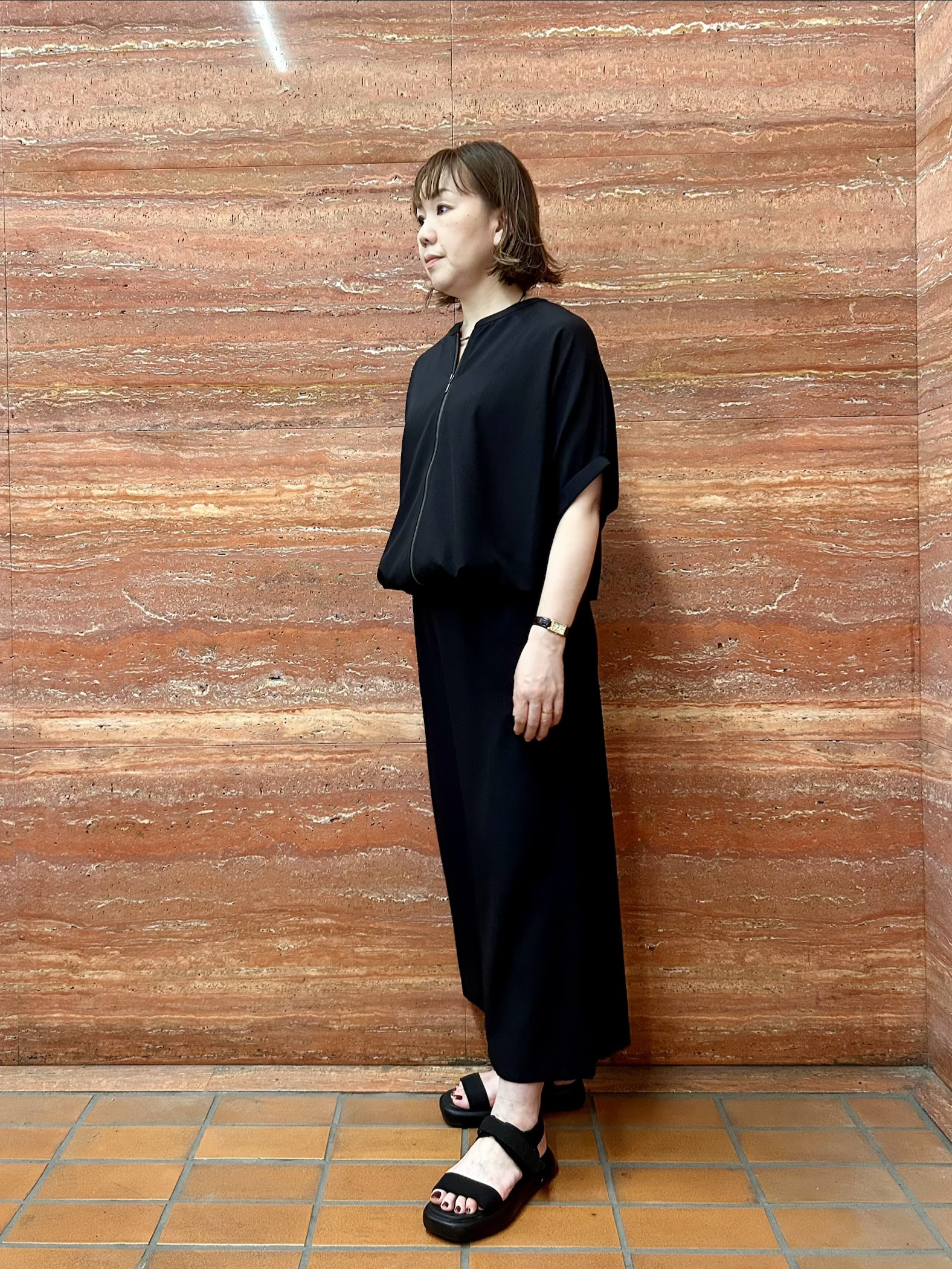 mariさんの「INDIVI｜【秋羽織り/着る日傘】ドルマンフォルムブルゾン」を使ったコーディネート