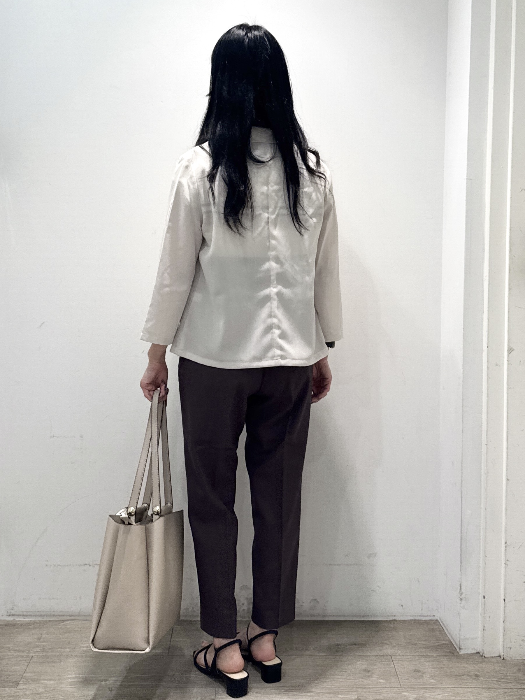 yuicciさんの「OPAQUE.CLIP｜【接触冷感／防シワ】ひんやり7分袖テーラードジャケット《洗濯機OK》」を使ったコーディネート