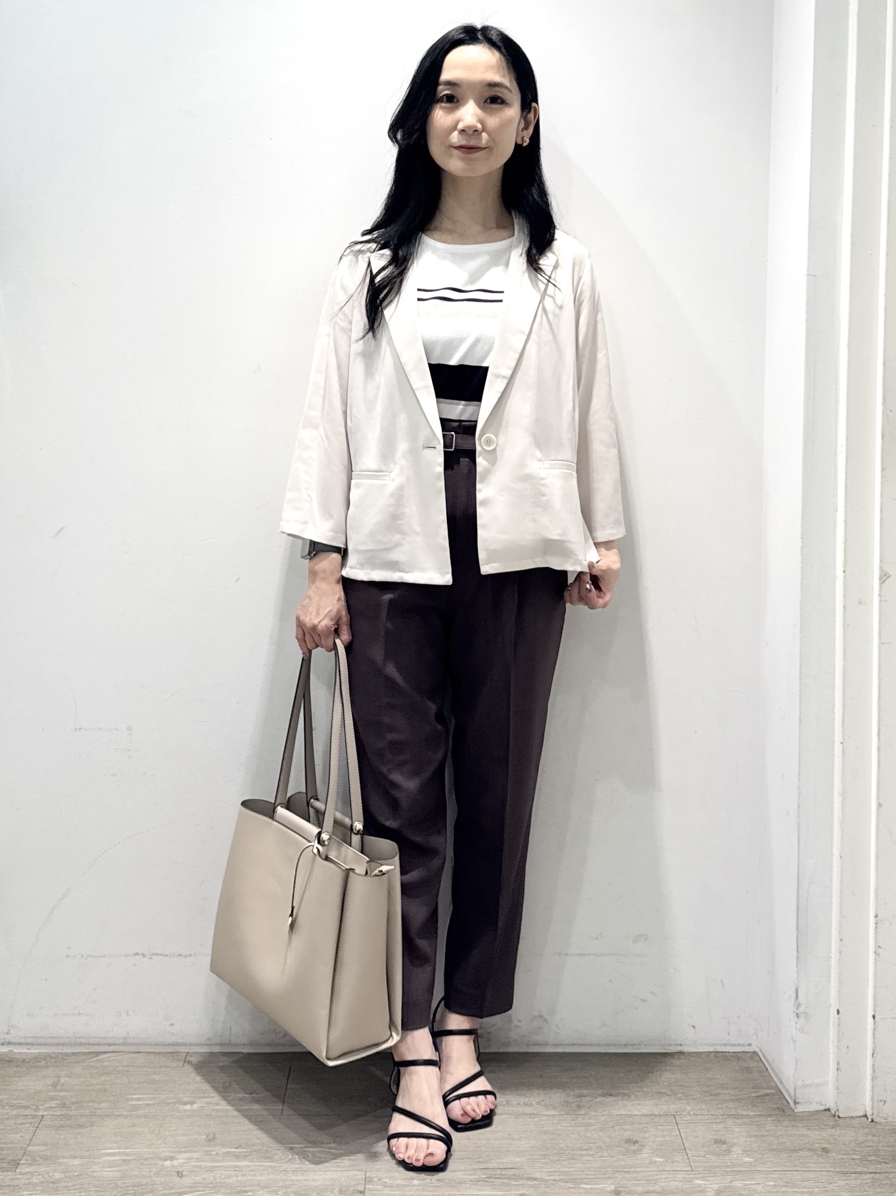 yuicciさんの「OPAQUE.CLIP｜【接触冷感／防シワ】ひんやり7分袖テーラードジャケット《洗濯機OK》」を使ったコーディネート