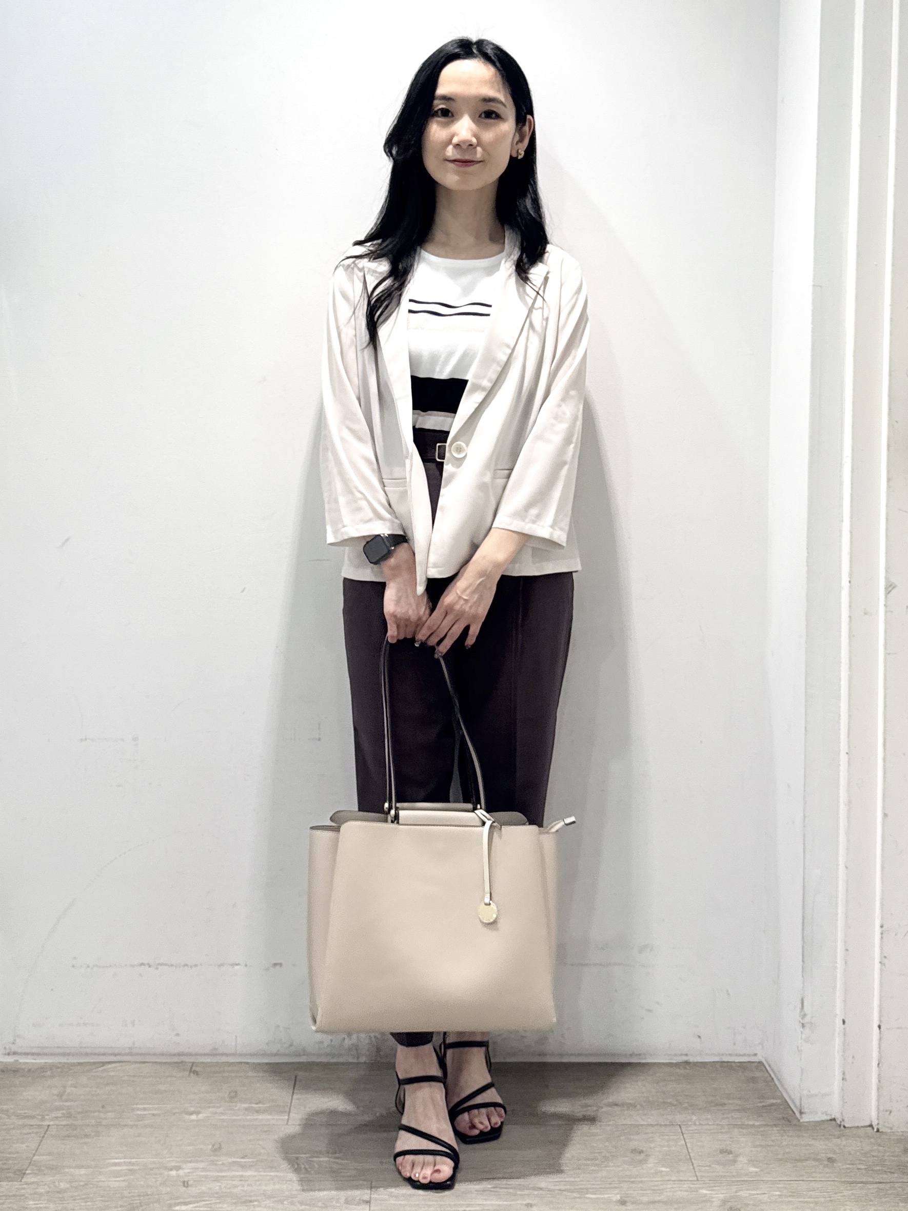 yuicciさんの「OPAQUE.CLIP｜【接触冷感／防シワ】ひんやり7分袖テーラードジャケット《洗濯機OK》」を使ったコーディネート
