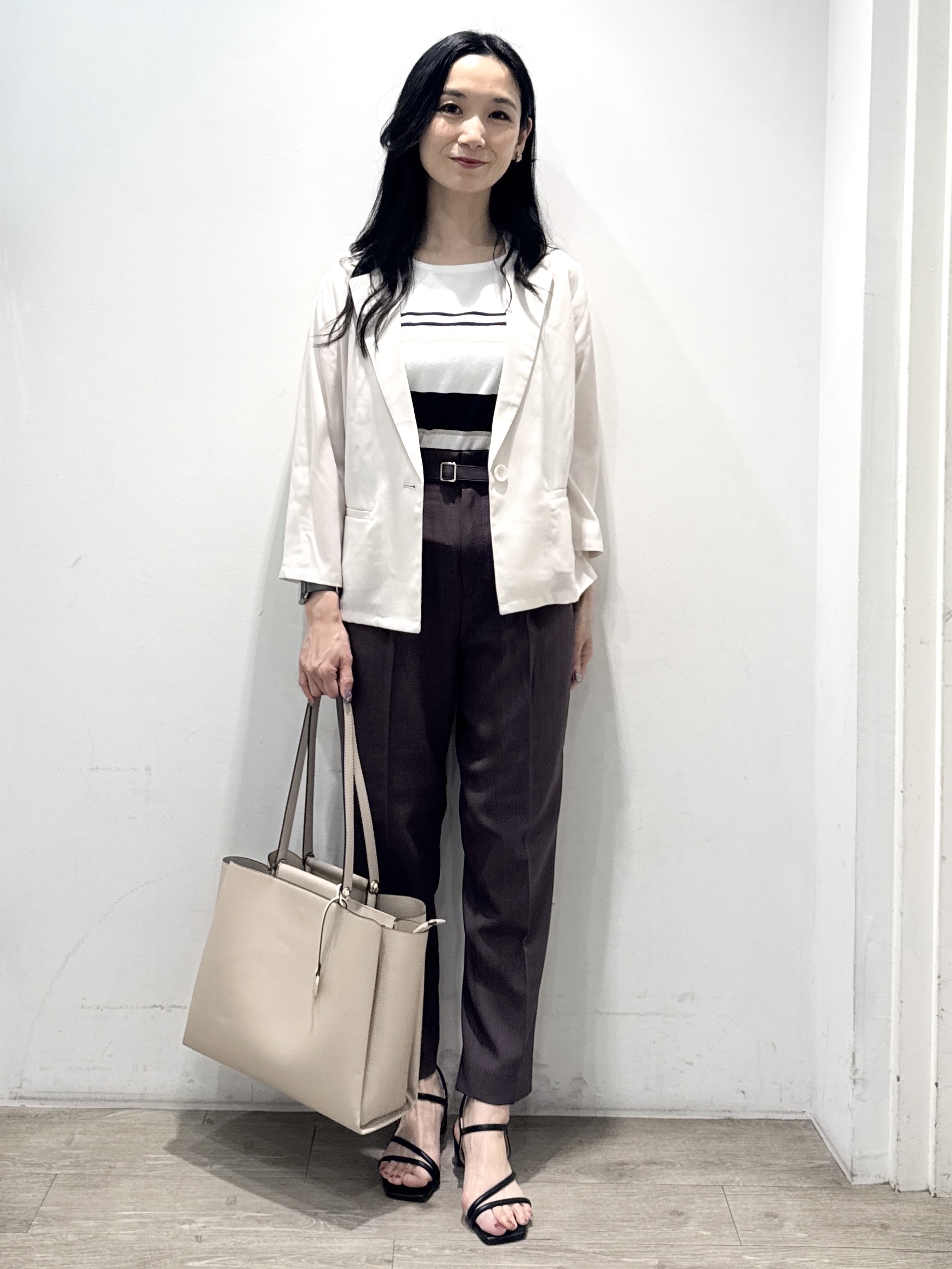 yuicciさんの「OPAQUE.CLIP｜【接触冷感／防シワ】ひんやり7分袖テーラードジャケット《洗濯機OK》」を使ったコーディネート
