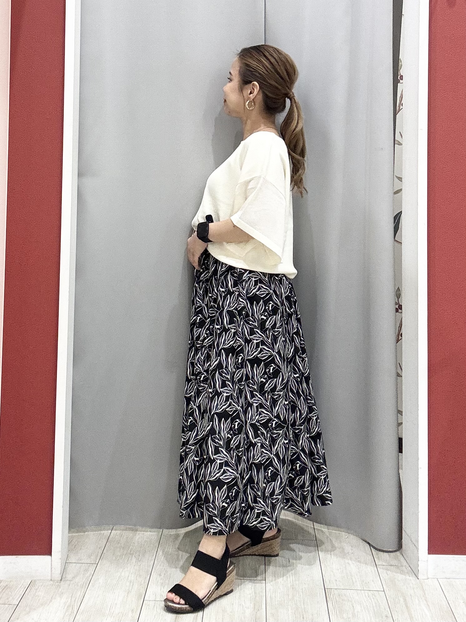 shioさんの「SHOO･LA･RUE｜【S-LL/洗濯機可】インせず着られる ひらり袖ニット」を使ったコーディネート