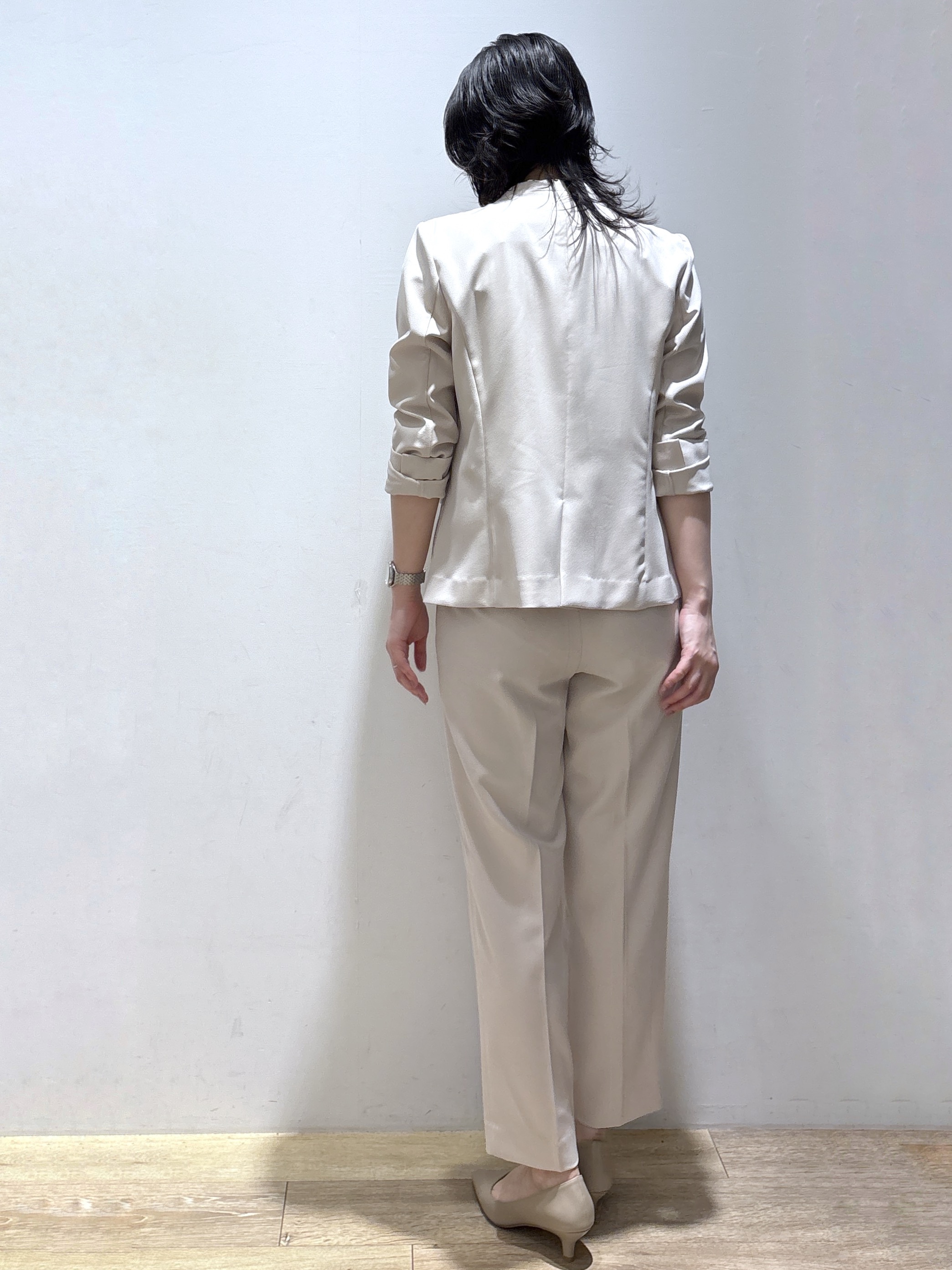 mizukiさんの「index｜【接触冷感／吸水速乾】ノーカラージャケット／セットアップ対応可《洗える／防シワ／ストレッチ》」を使ったコーディネート