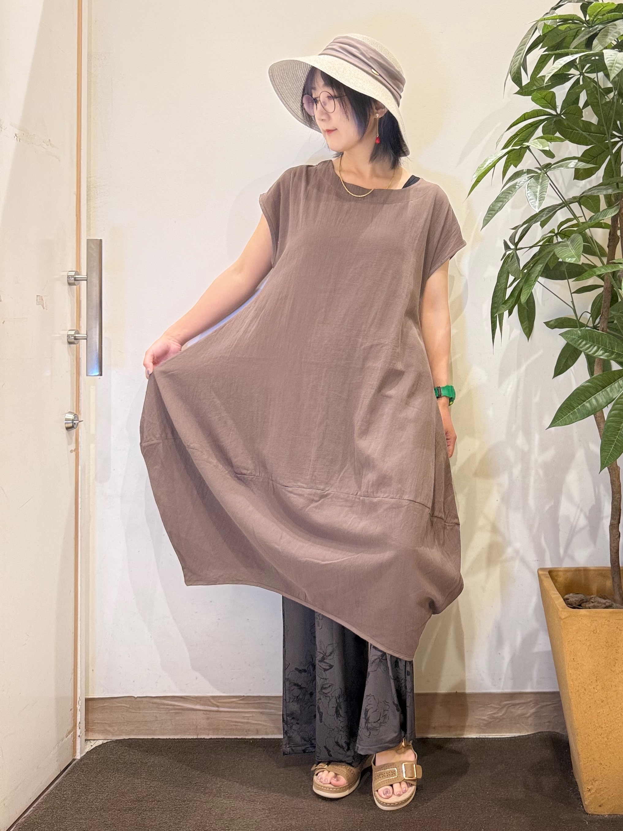 misakiさんの「SHOO･LA･RUE｜【S-LL/洗濯機可/体型カバー】綿100％ ふんわりラインが女性らしい コクーンワンピース」を使ったコーディネート