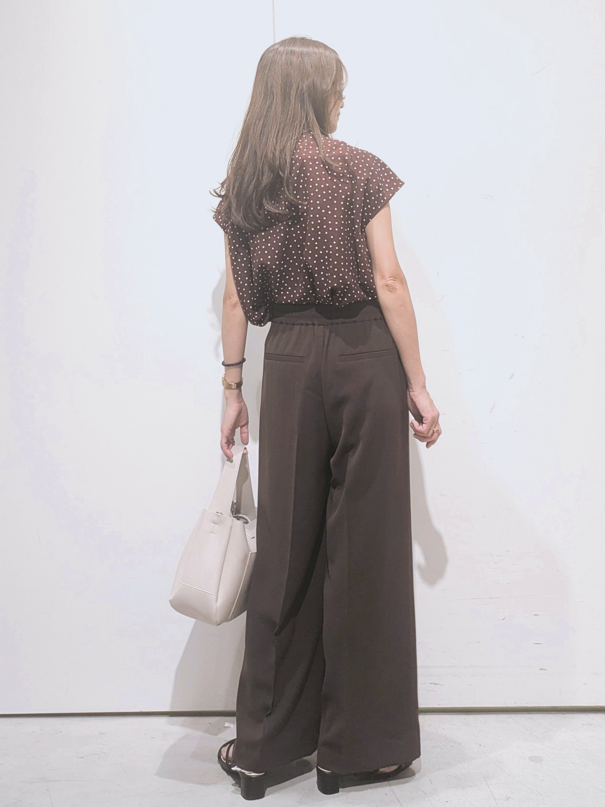 machiさんの「OPAQUE.CLIP｜ドットボウタイブラウス【洗濯機OK】」を使ったコーディネート