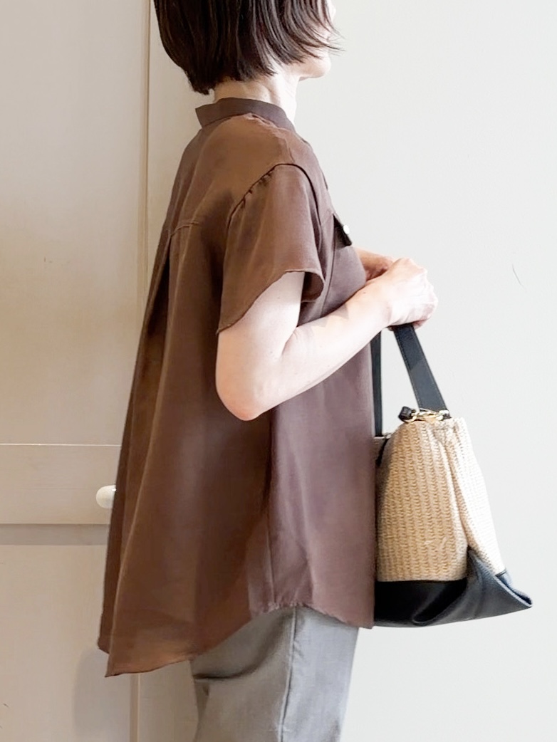 yamakoさんの「grove｜【洗濯機OK/SETUP可】シワになりにくい、フレアスリーブブラウス」を使ったコーディネート