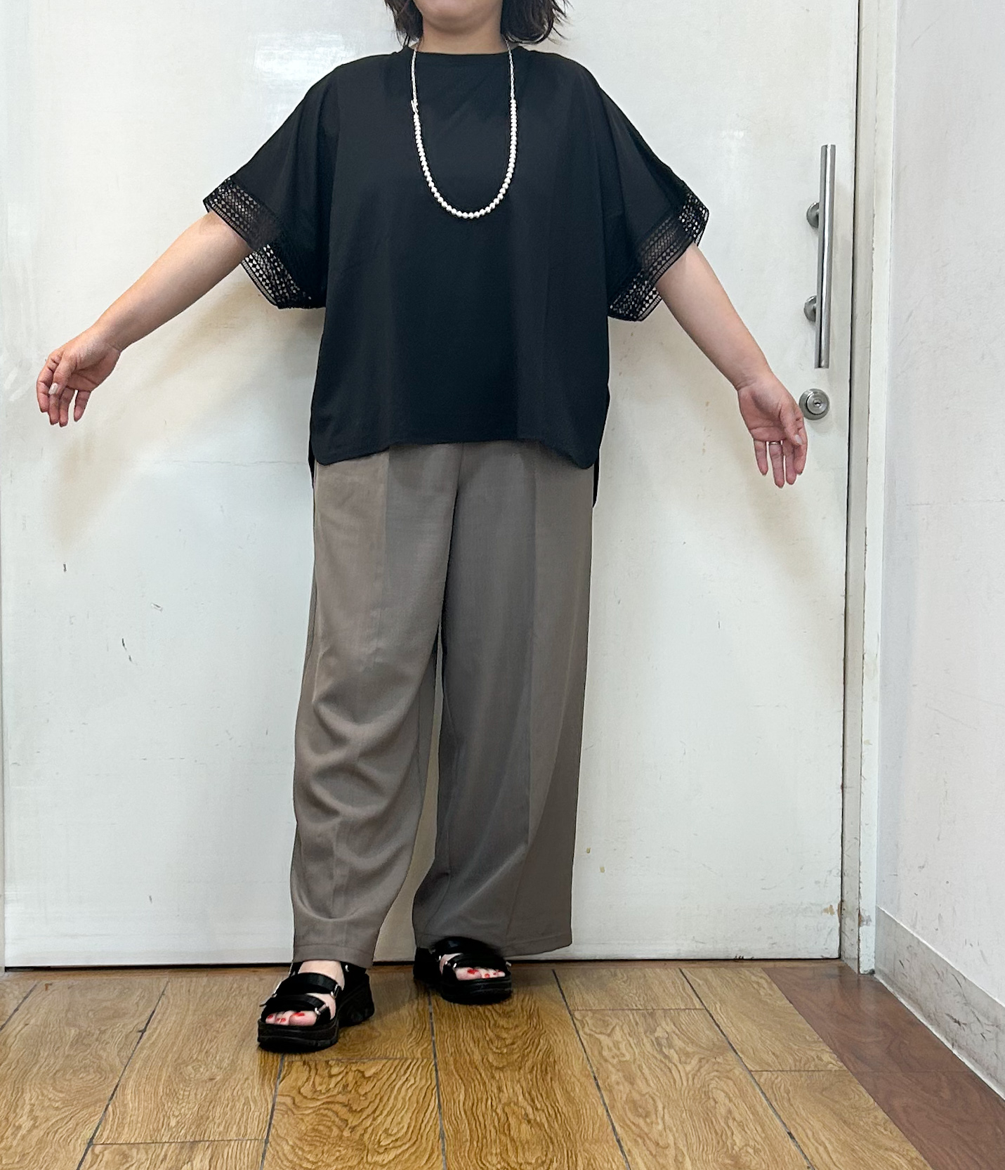 haruさんの「SHOO･LA･RUE｜【UV/洗濯機可/体型カバー】ヒップ周りが隠せる お袖レースTシャツ」を使ったコーディネート