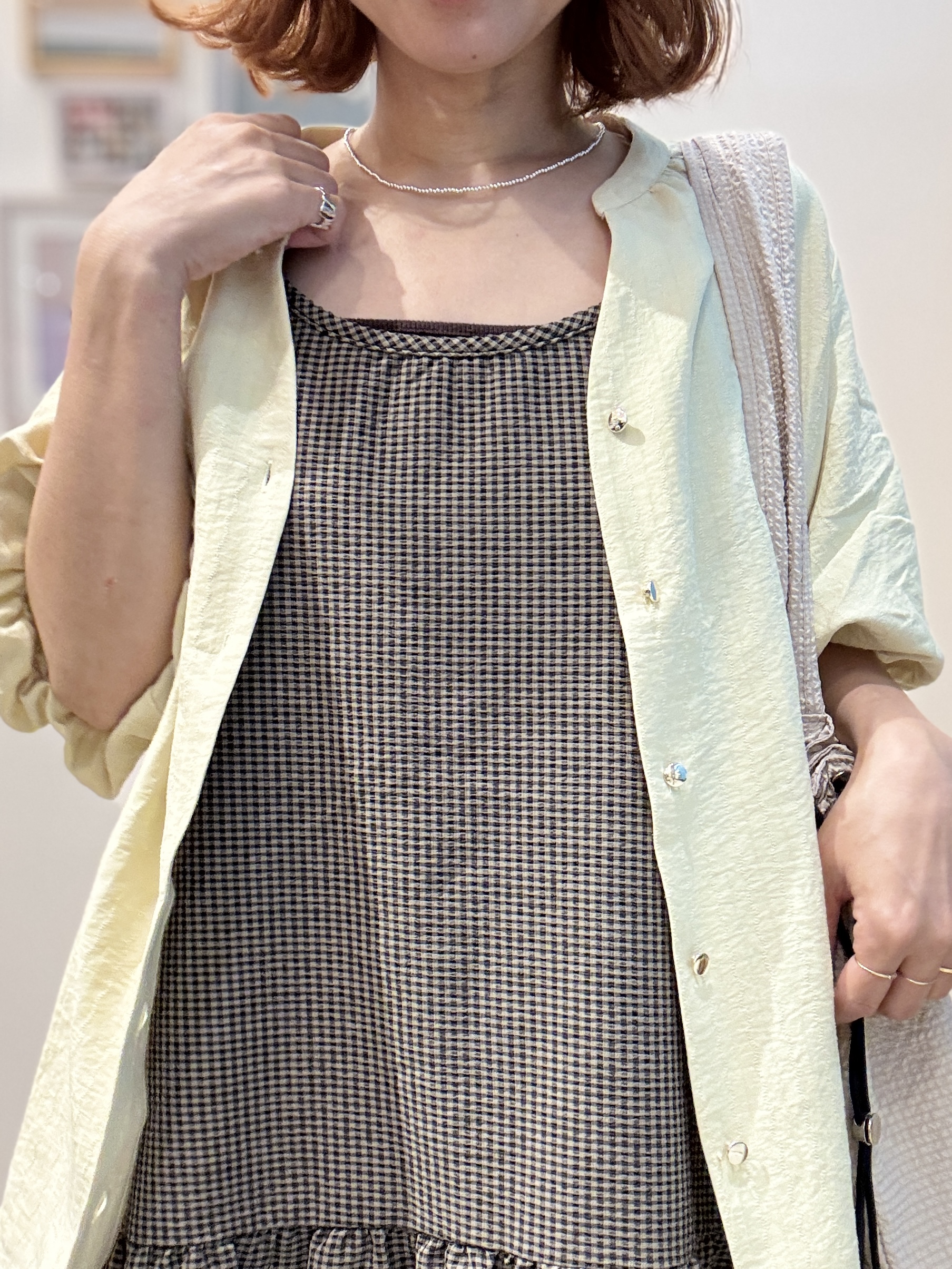たけぴさんの「SHOO･LA･RUE｜【洗濯機可】バルーンスリーブで二の腕カバー キーネック5分袖ブラウス」を使ったコーディネート