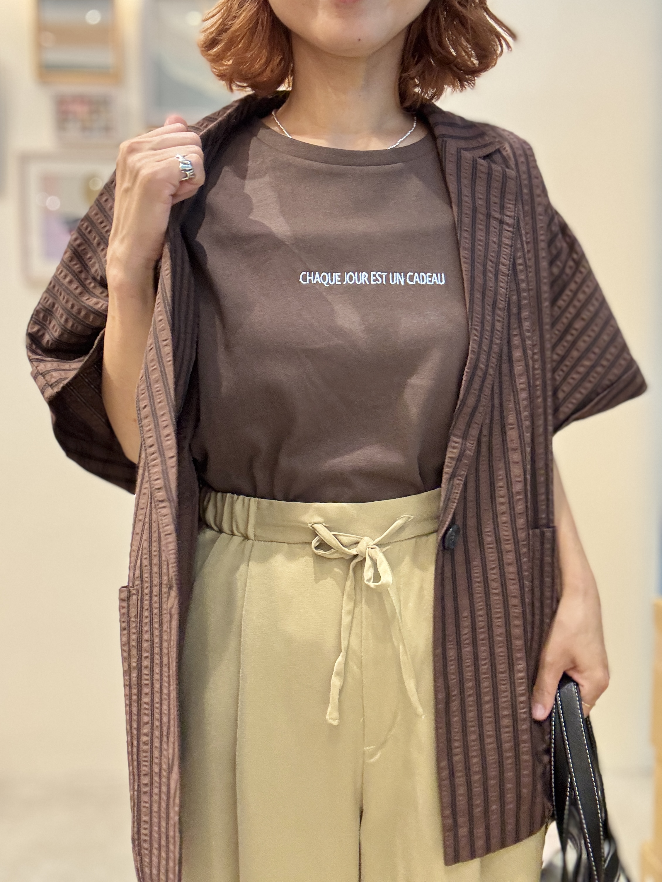 たけぴさんの「SHOO･LA･RUE｜【S-LL/吸水速乾/セットアップ可】羽織るだけで主役になる サッカーストライプシャツジャケット」を使ったコーディネート