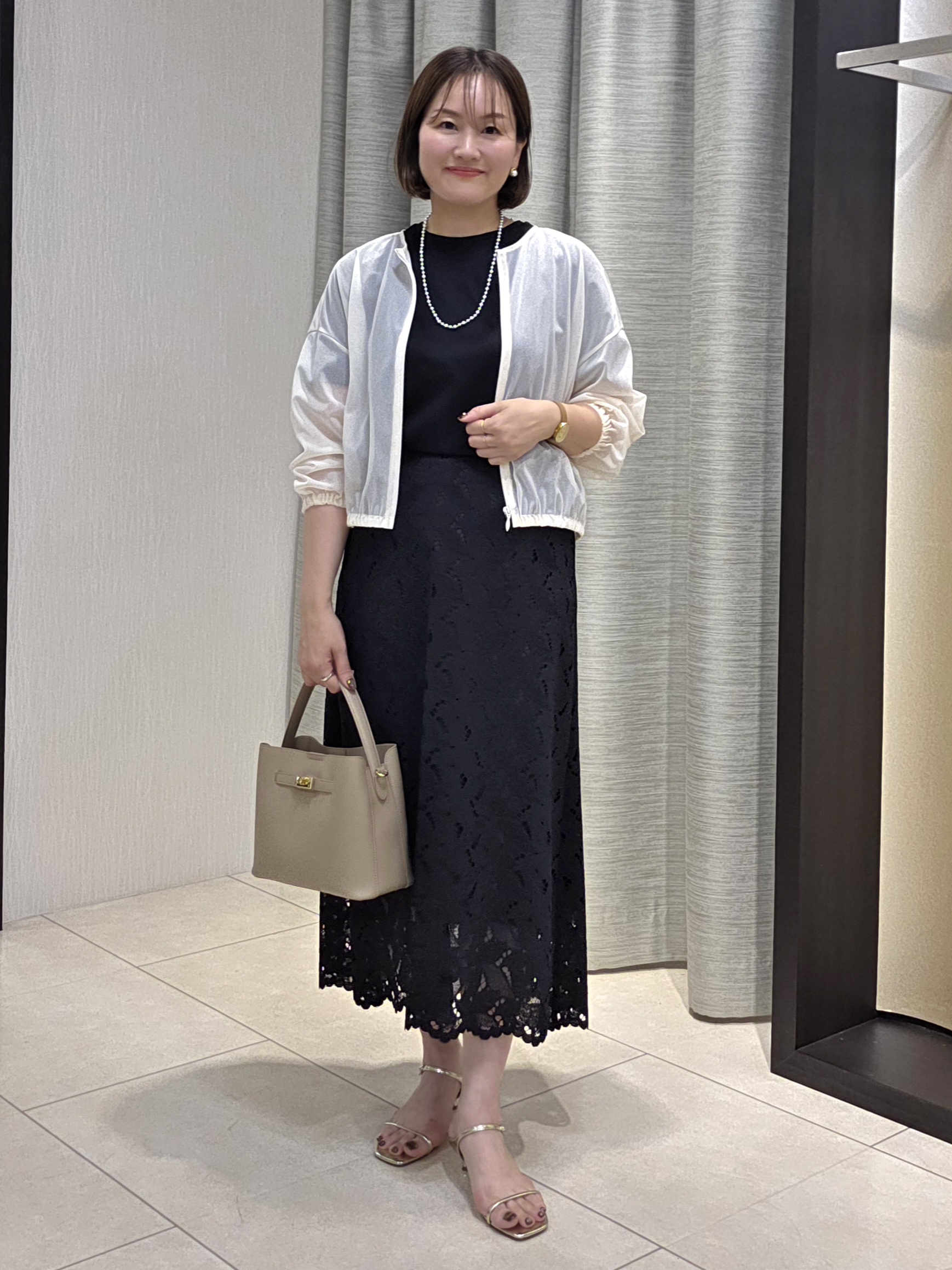 naokoさんの「UNTITLED｜【秋羽織り/ジップ】トリコットシアーブラウス」を使ったコーディネート