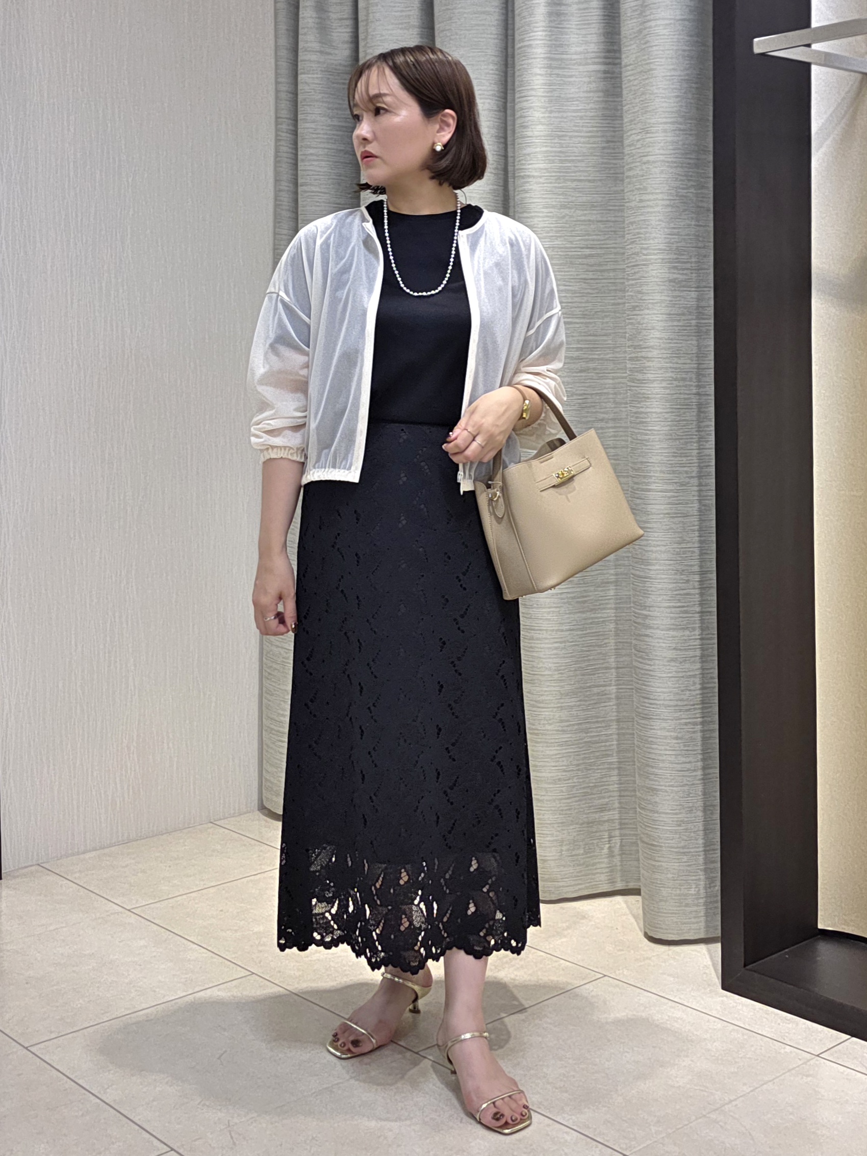 naokoさんの「UNTITLED｜【秋羽織り/ジップ】トリコットシアーブラウス」を使ったコーディネート