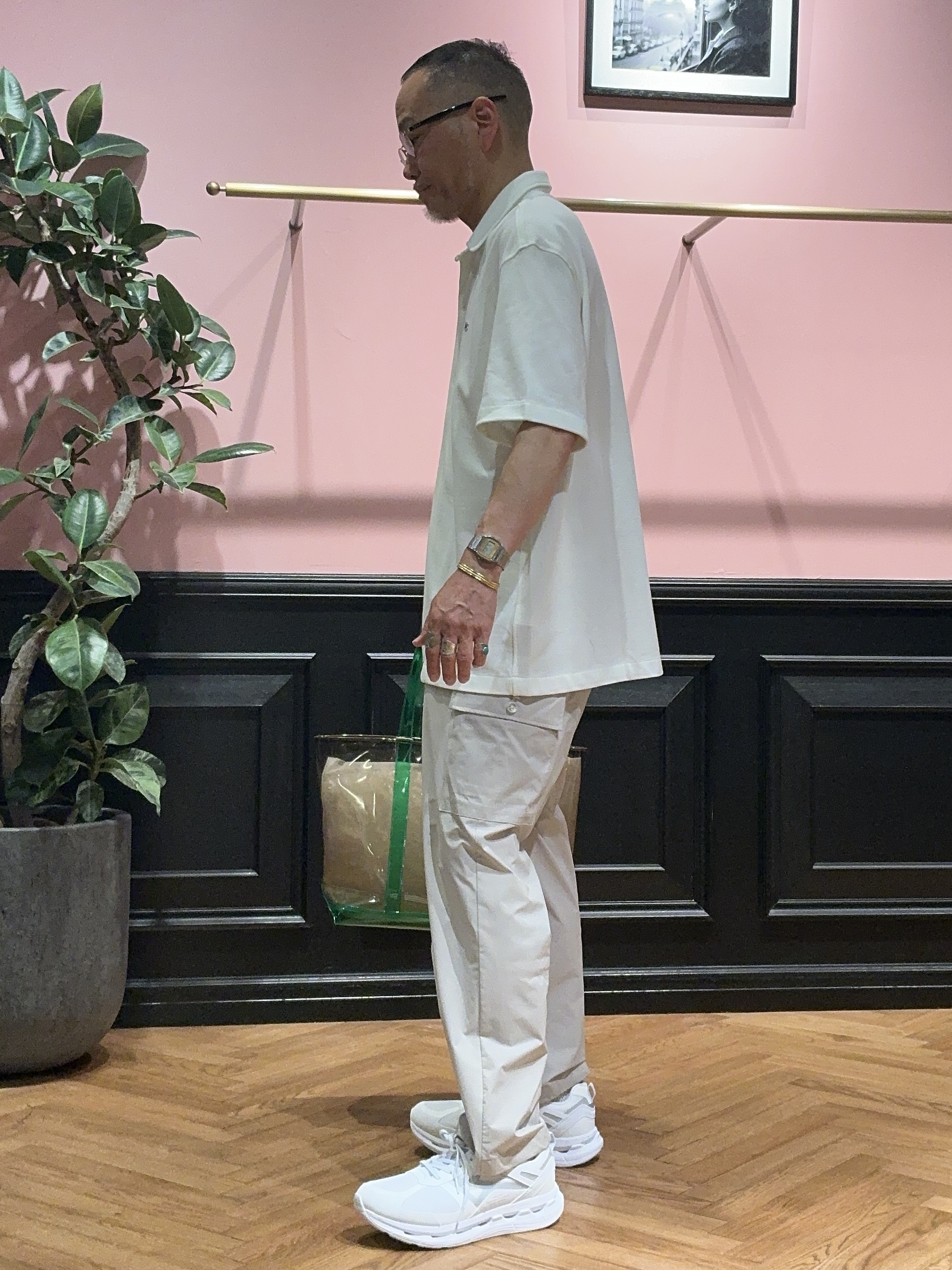 torigoeさんの「DRESSTERIOR｜◆【セットアップ可/ウォッシャブル】SOLOTEX ストレッチパンツ」を使ったコーディネート