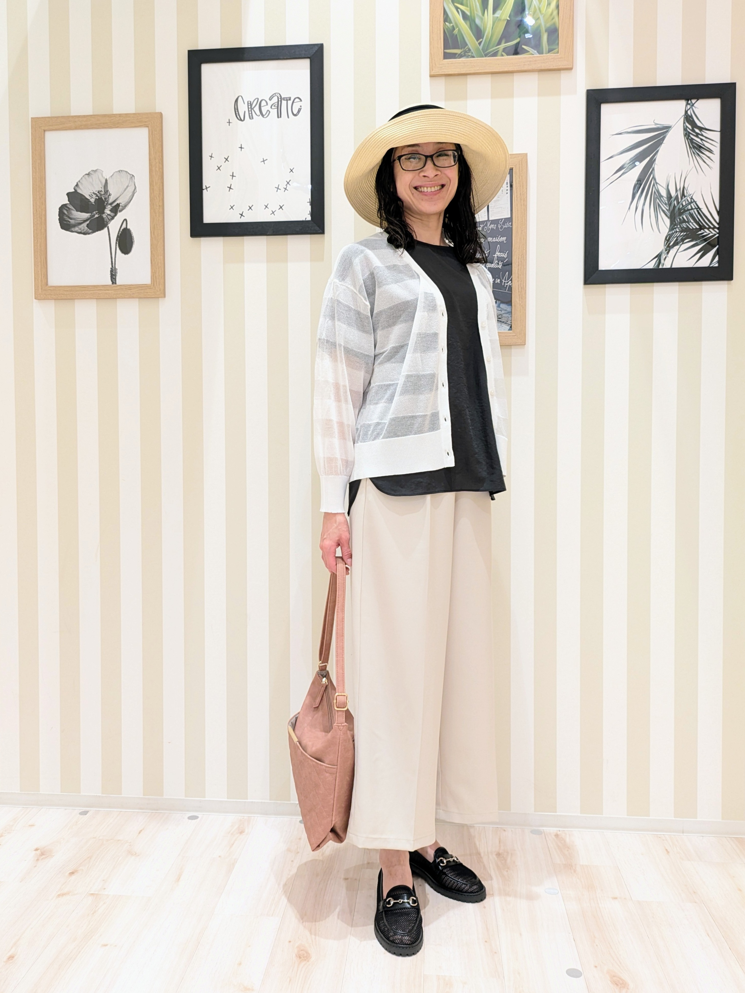 Mikiさんの「SHOO･LA･RUE｜【洗濯機可/S-LL】涼し気な透け感 日差し冷房対策に シアーボーダーカーディガン」を使ったコーディネート