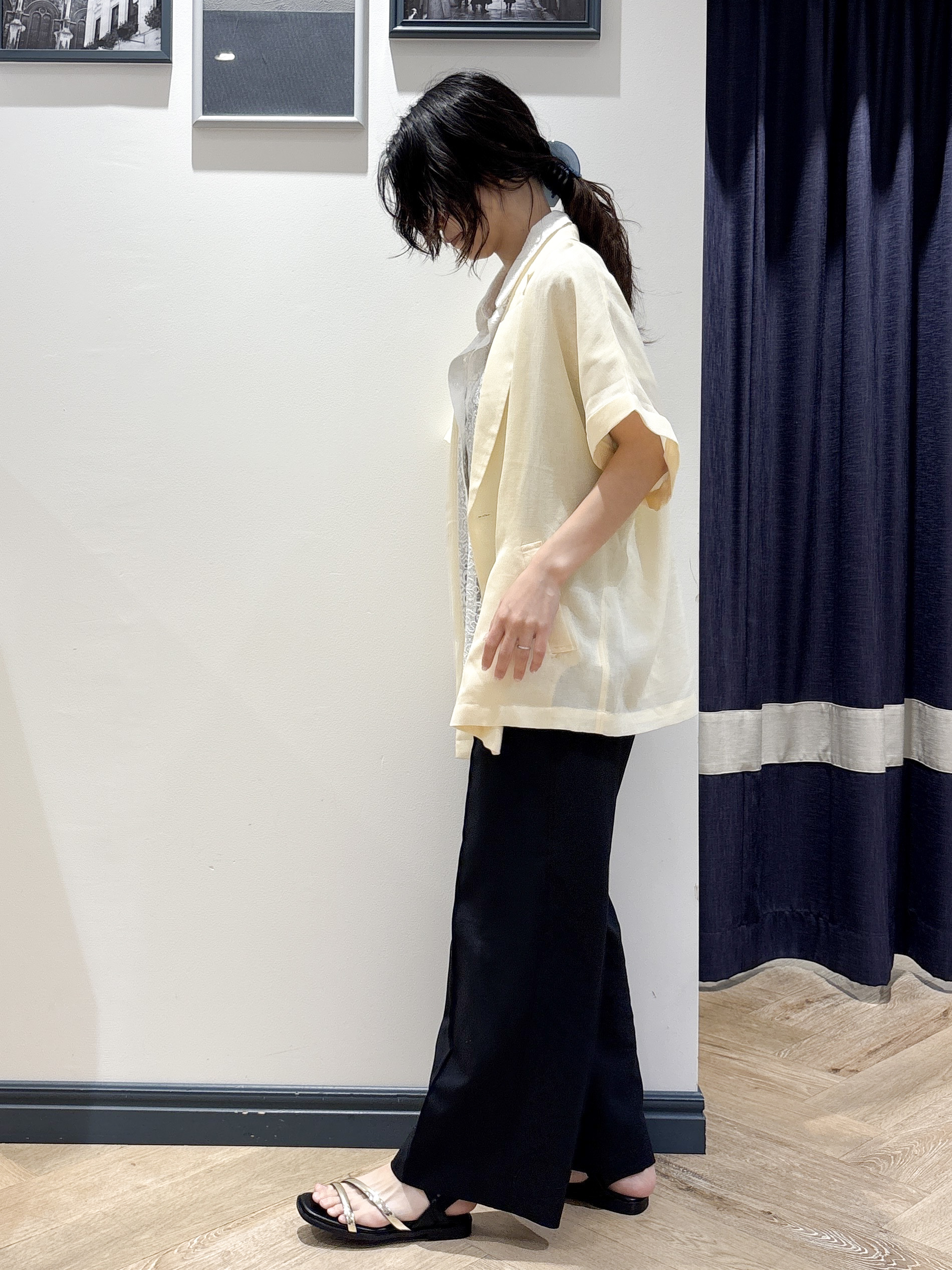 ayakaさんの「grove｜【洗濯機OK/SETUP可】シワになりにくいハーフスリーブジャケット」を使ったコーディネート