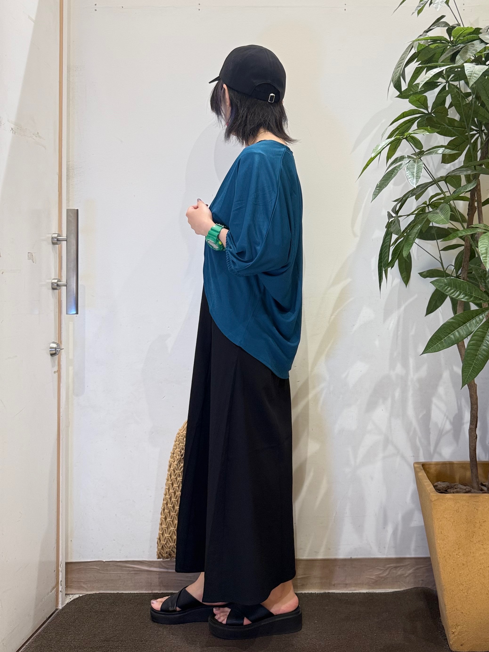 misakiさんの「SHOO･LA･RUE｜【UV/体型カバー】冷房や朝晩の冷え込み対策にも さらとろ5分袖カーディガン」を使ったコーディネート