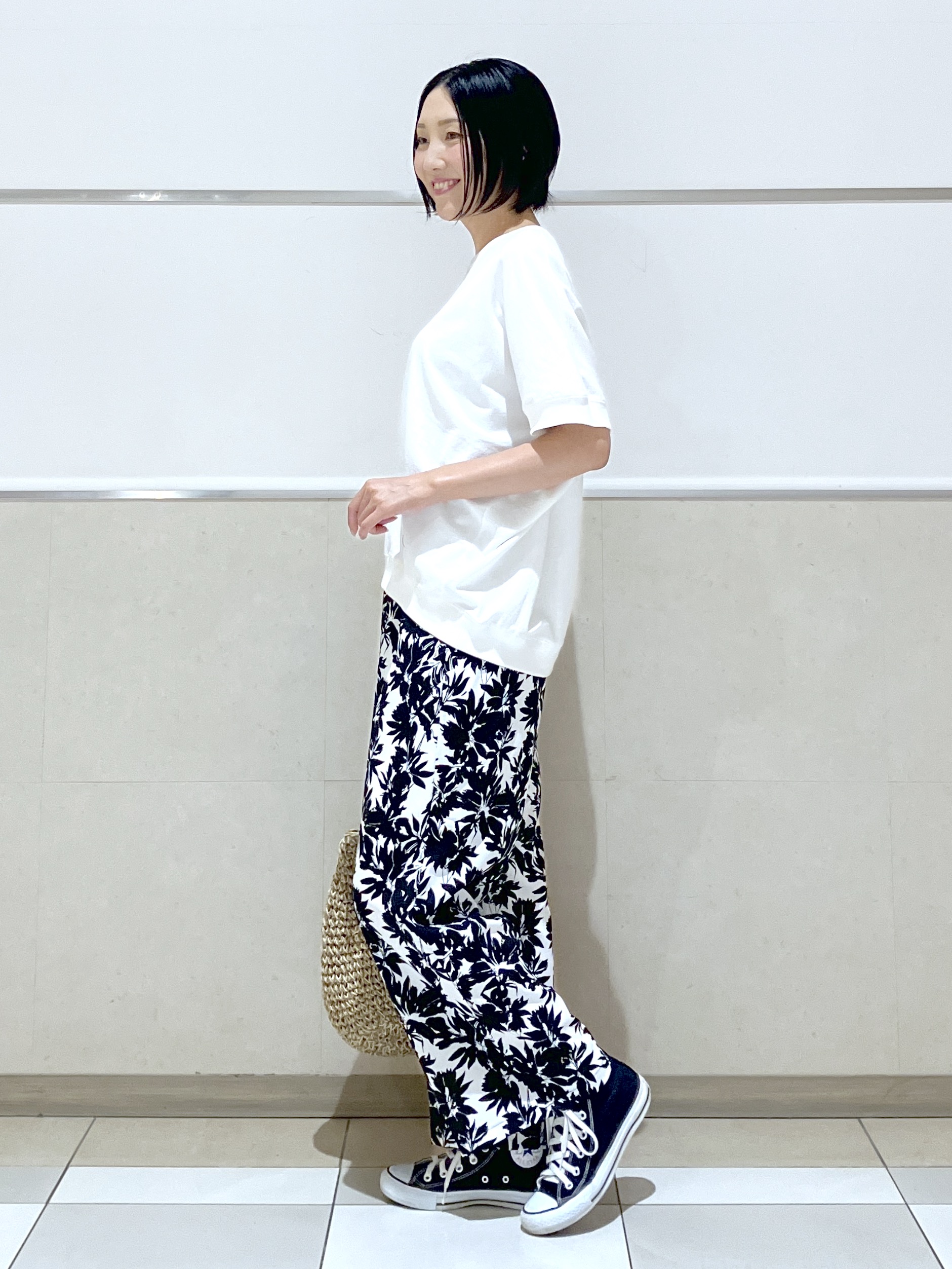 eriko さんの「Dessin｜【洗える】ミニ裏毛ドルマンスリーブプルオーバー」を使ったコーディネート