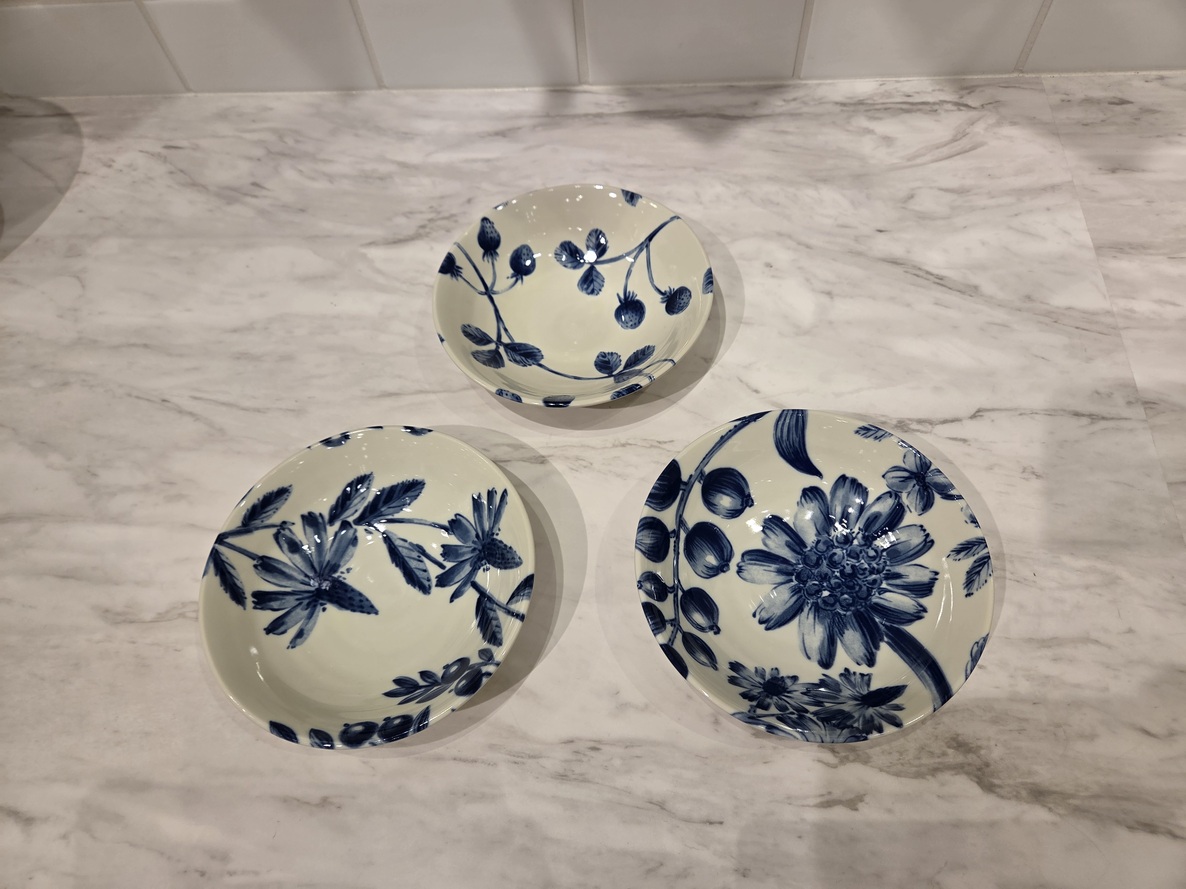 しづさんの「212 KITCHEN STORE｜ボタニカル ボウル ストロベリー」を使ったコーディネート