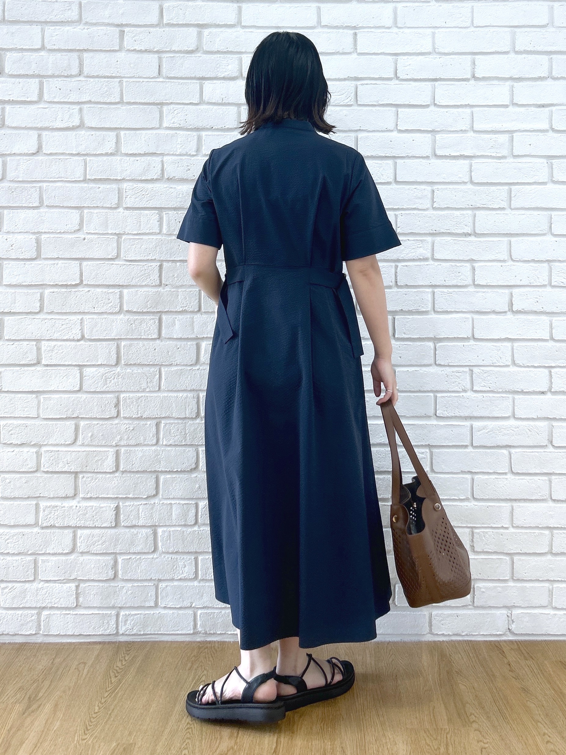 Hirokaさんの「grove｜【低身長さんも選べる着丈/UV・シワになりにくいetc】涼やかさも、きちんとも叶うワンピース」を使ったコーディネート