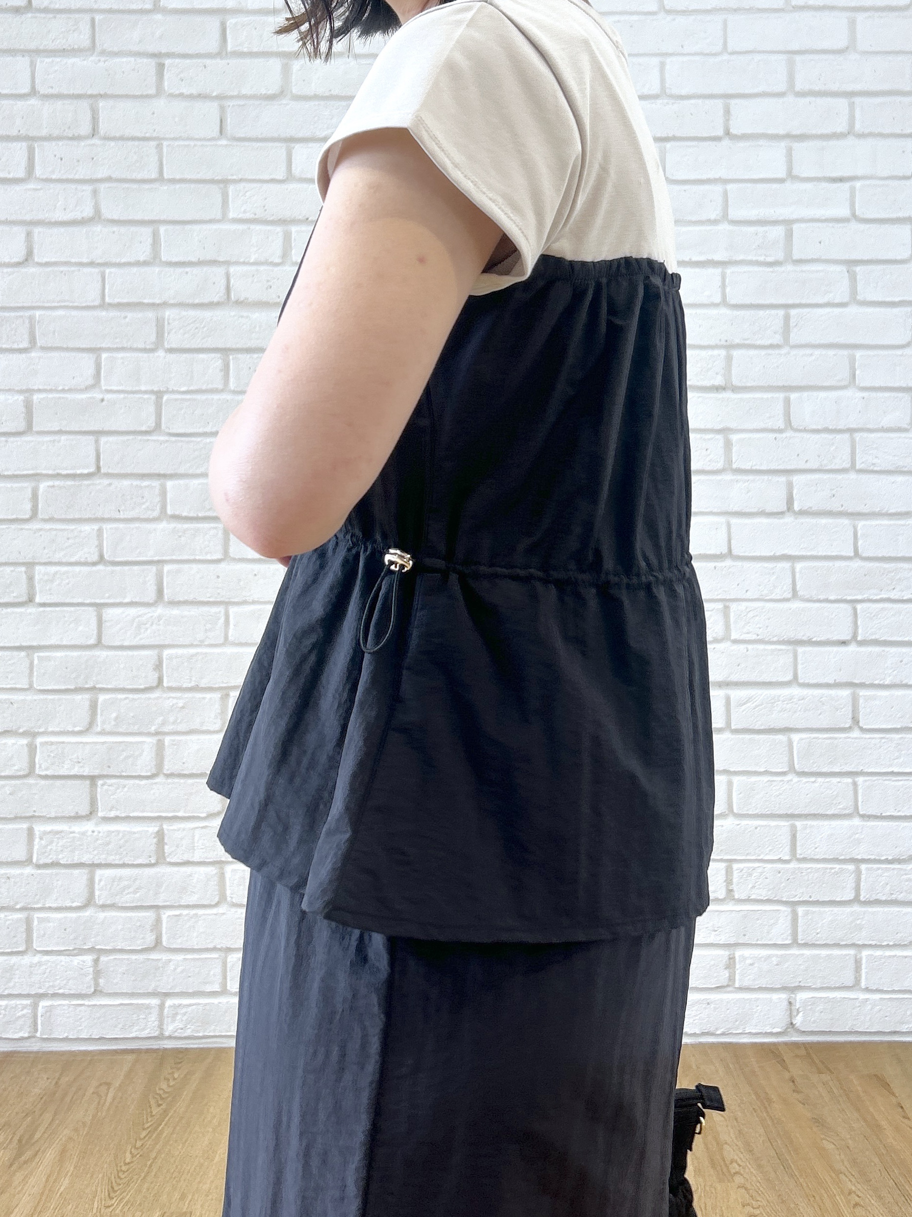 Hirokaさんの「grove｜【低身長さんも選べる着丈・洗濯機◎】1枚で旬顔！Tシャツドッキングドロストワンピース」を使ったコーディネート
