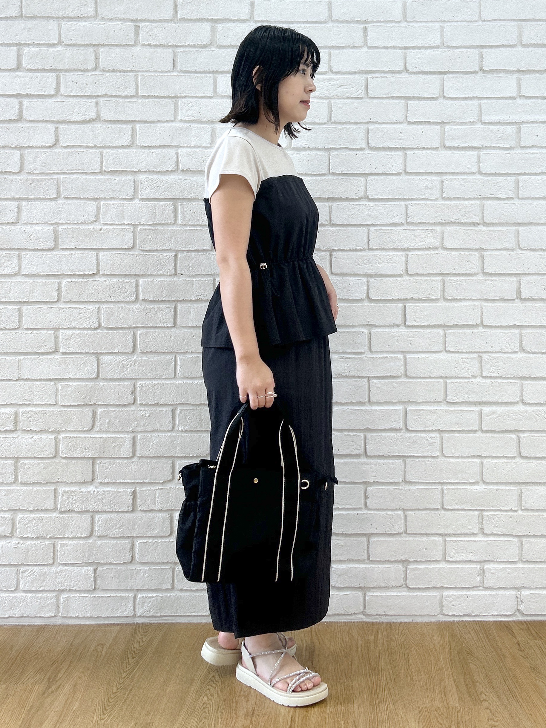 Hirokaさんの「grove｜【低身長さんも選べる着丈・洗濯機◎】1枚で旬顔！Tシャツドッキングドロストワンピース」を使ったコーディネート