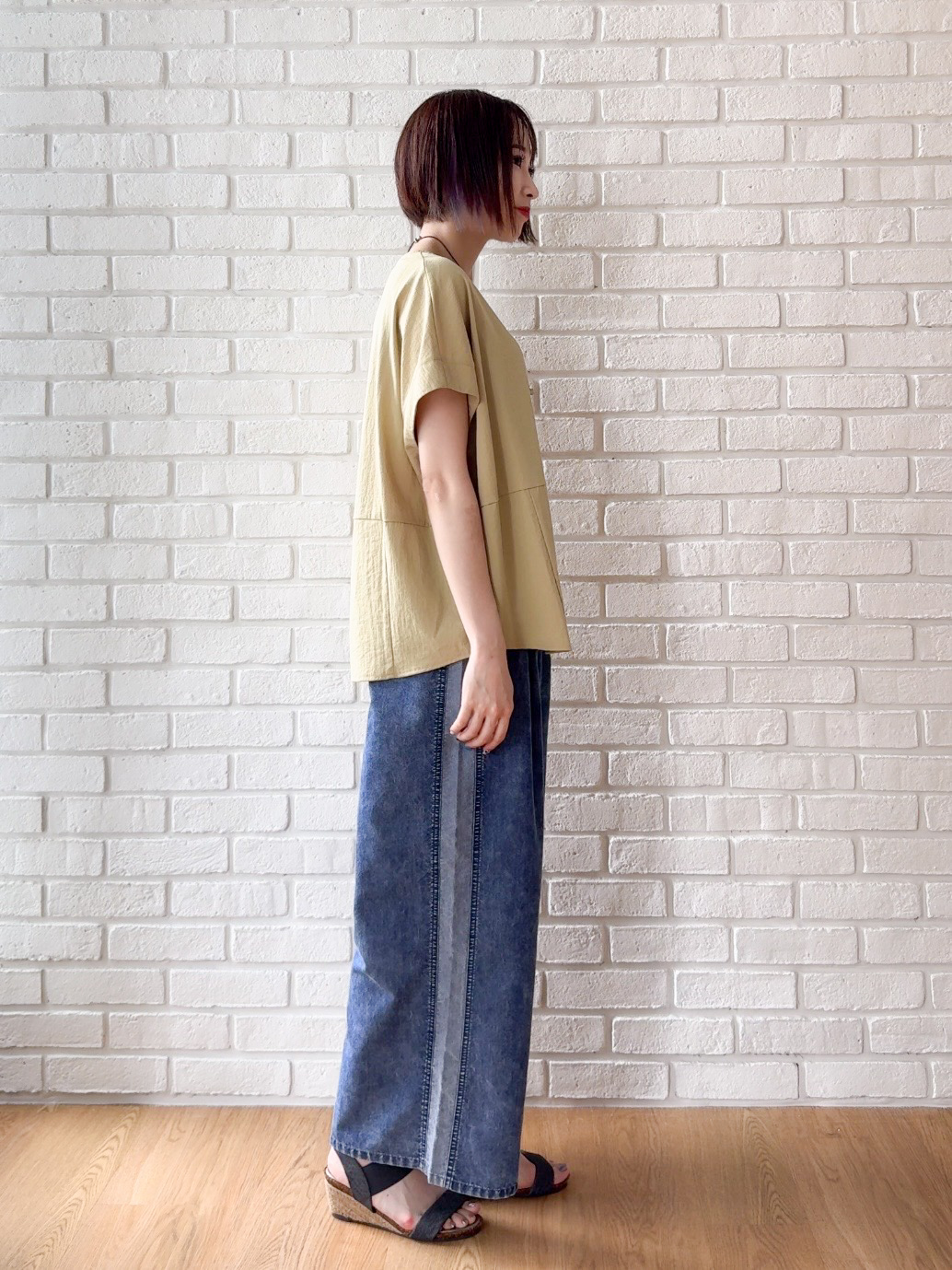𝐜𝐡𝐢𝐤𝐚さんの「SHOO･LA･RUE｜【洗濯機可/セットアップ可】軽凛(かろりん) シンプル上品 切替コクーントップス」を使ったコーディネート