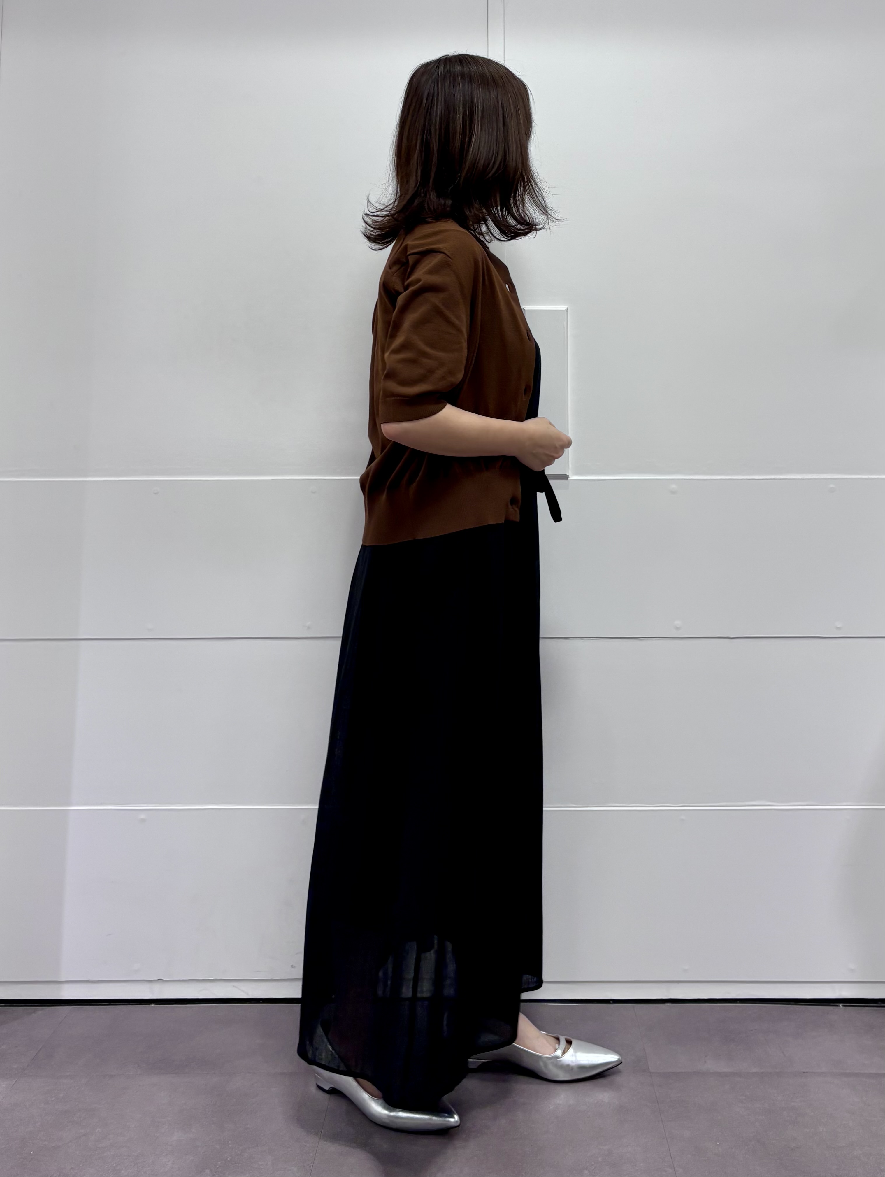 TOKOさんの「UNTITLED｜【すっきり秋羽織り/前開きボタン】ドライタッチ5分袖カーディガン」を使ったコーディネート