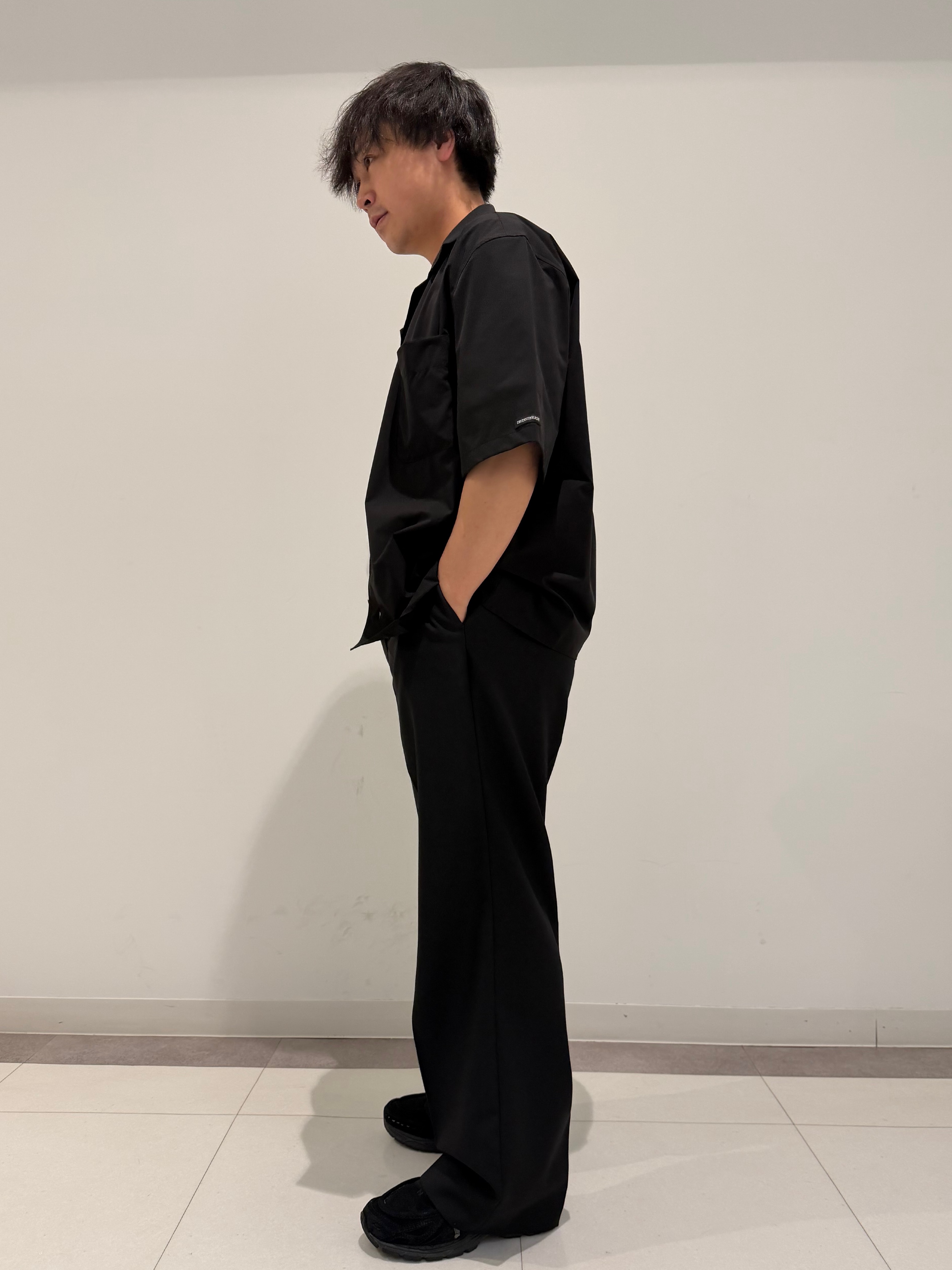 MATSUBARAさんの「DRESSTERIOR｜【再入荷/接触冷感】STAR WARS ストリートTシャツ」を使ったコーディネート