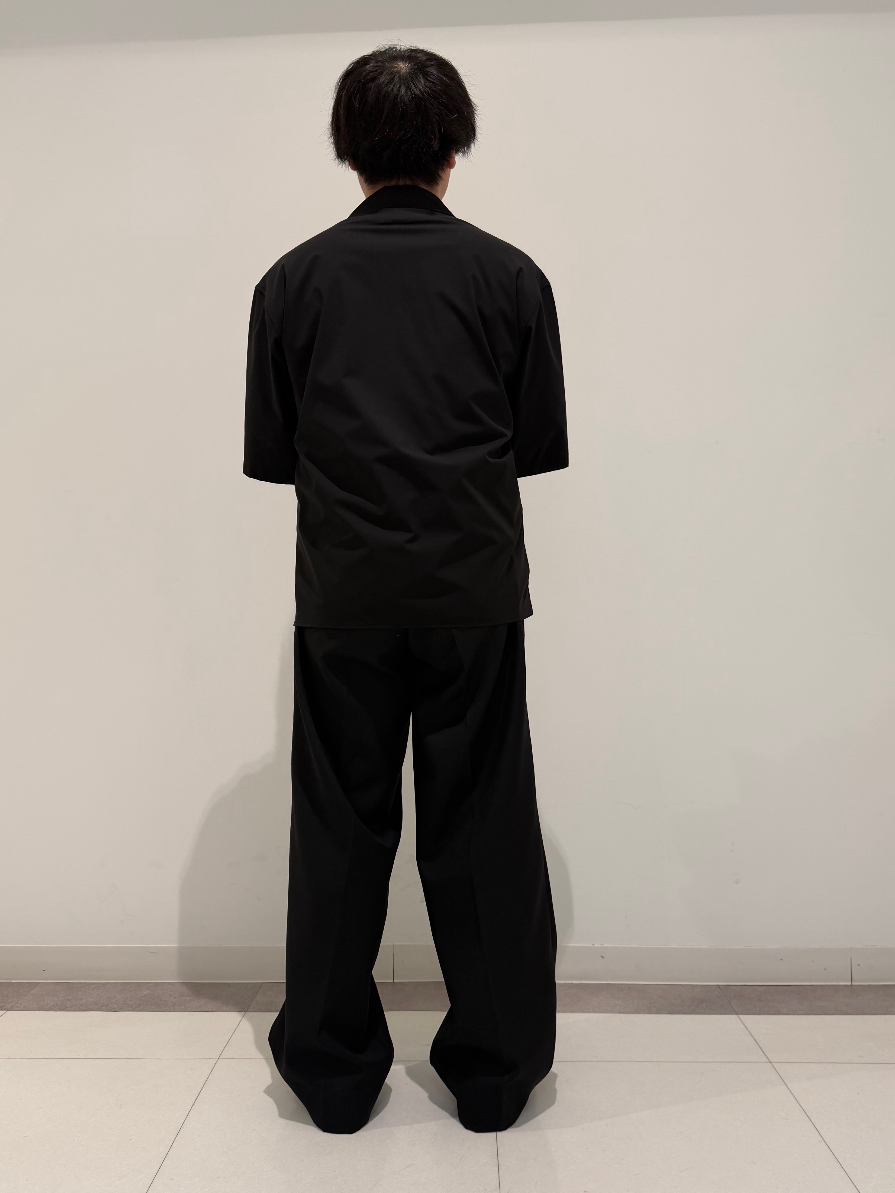MATSUBARAさんの「DRESSTERIOR｜【再入荷/接触冷感】STAR WARS ストリートTシャツ」を使ったコーディネート