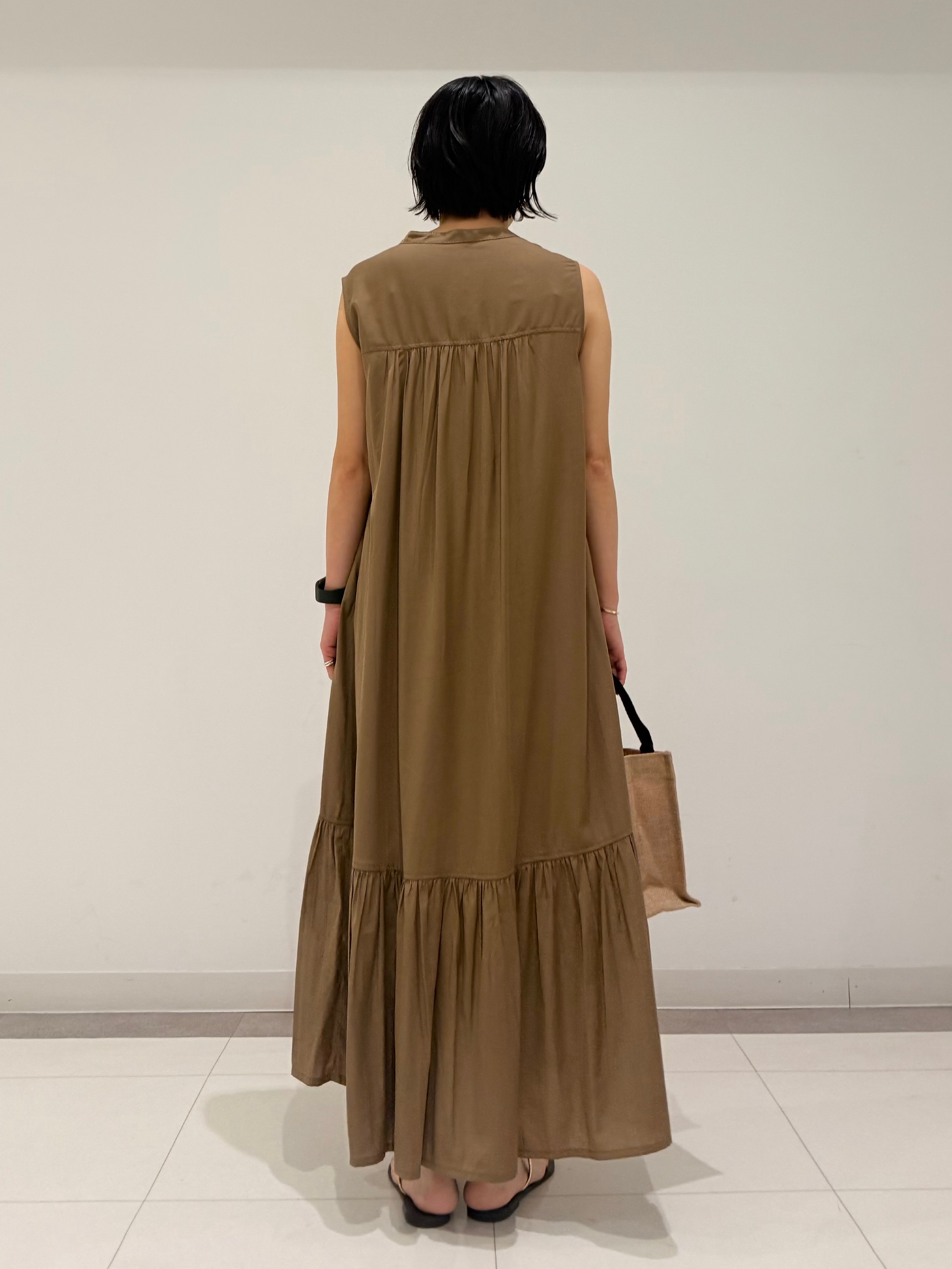 MIYAKAWAさんの「DRESSTERIOR｜ジュートキャンバス ミニバッグ」を使ったコーディネート