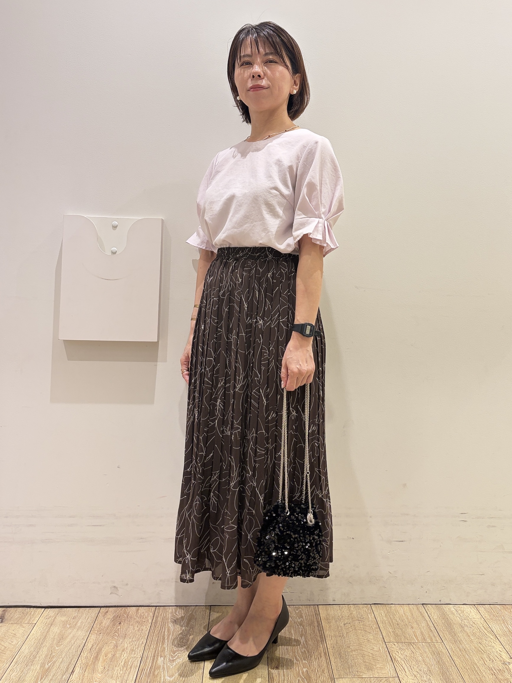 YUKOさんの「index｜【接触冷感／吸水速乾】タックパフスリーブブラウス《防シワ／洗濯機OK／XS～3L／8col》」を使ったコーディネート