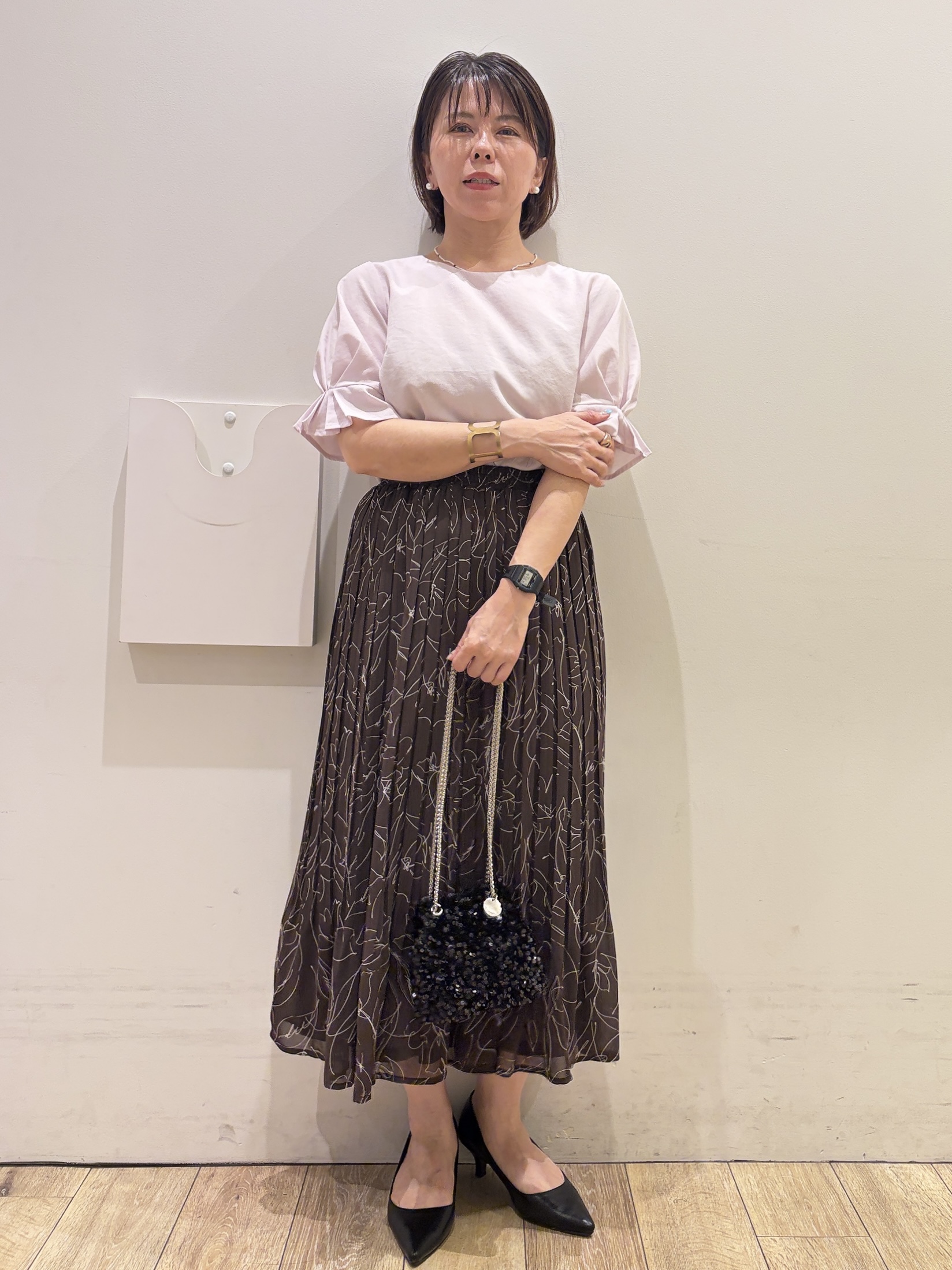 YUKOさんの「index｜【接触冷感／吸水速乾】タックパフスリーブブラウス《防シワ／洗濯機OK／XS～3L／8col》」を使ったコーディネート